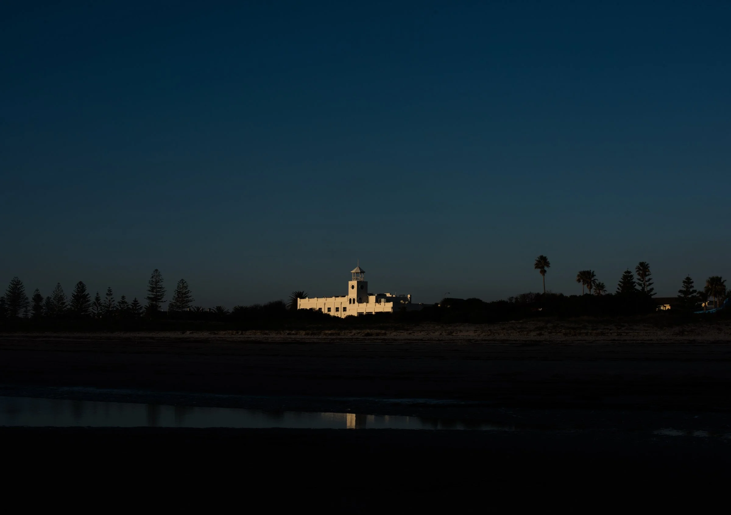 Glow Up - Semaphore Palais