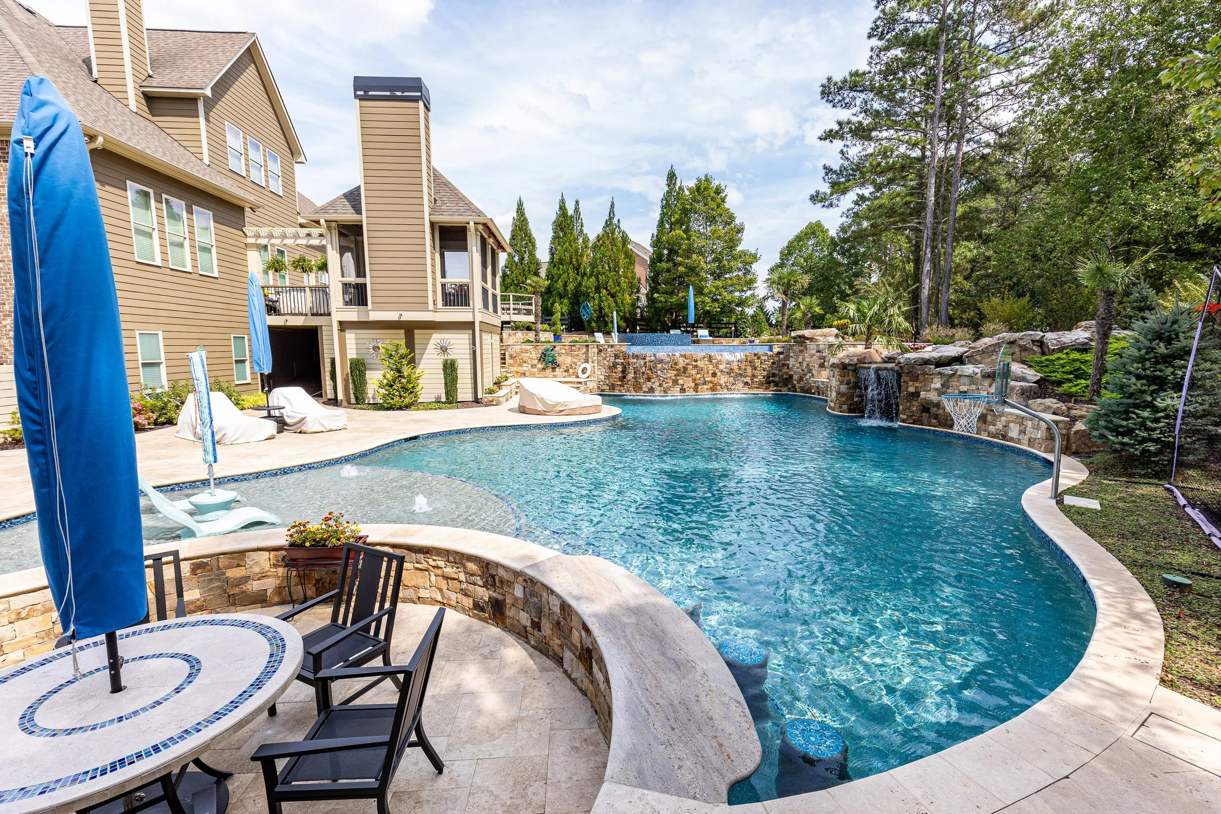 Pool Design & Water Features