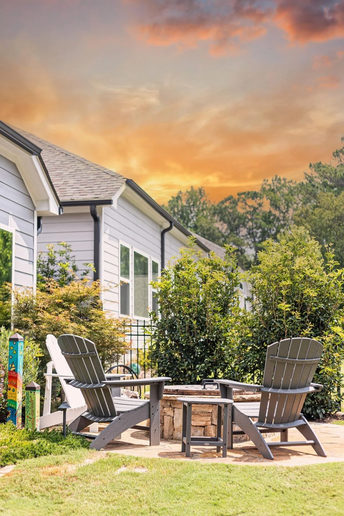 outdoor firepit with seating