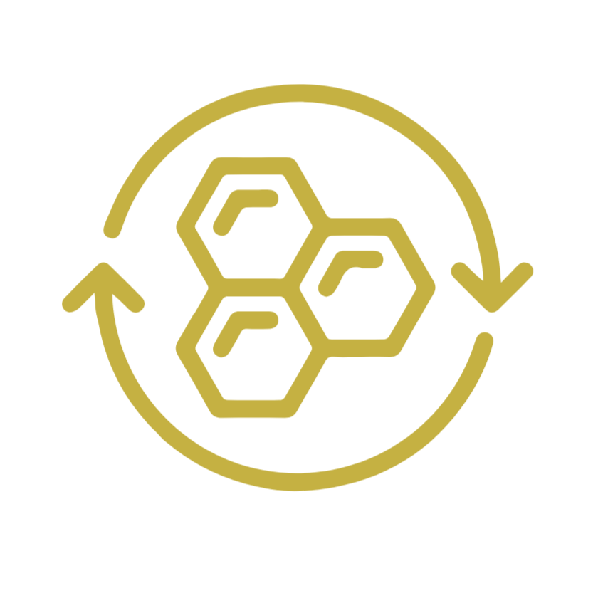 Hexagonal honeycomb surrounded by circular arrows, representing a recycling or process cycle in beekeeping or honey production.