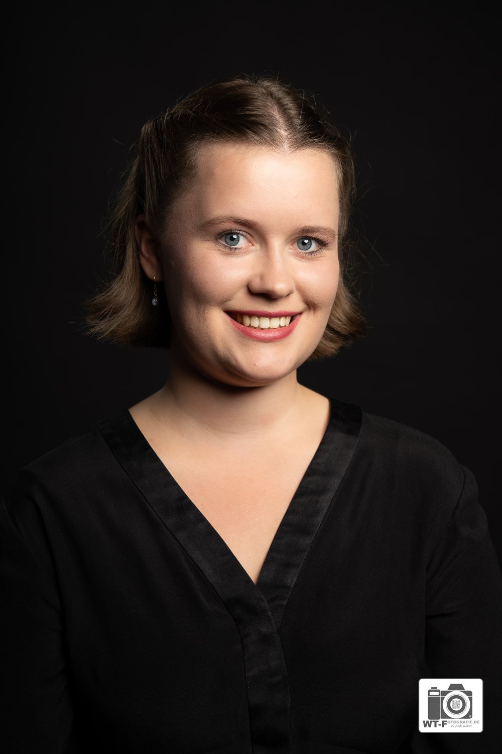 Studio Model Portrait-103.jpg