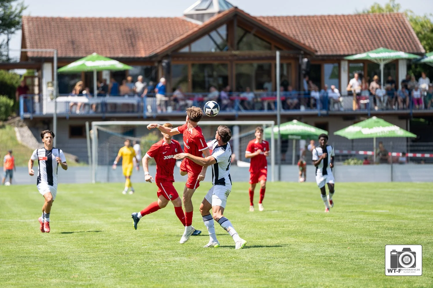 Fussball -2.jpg