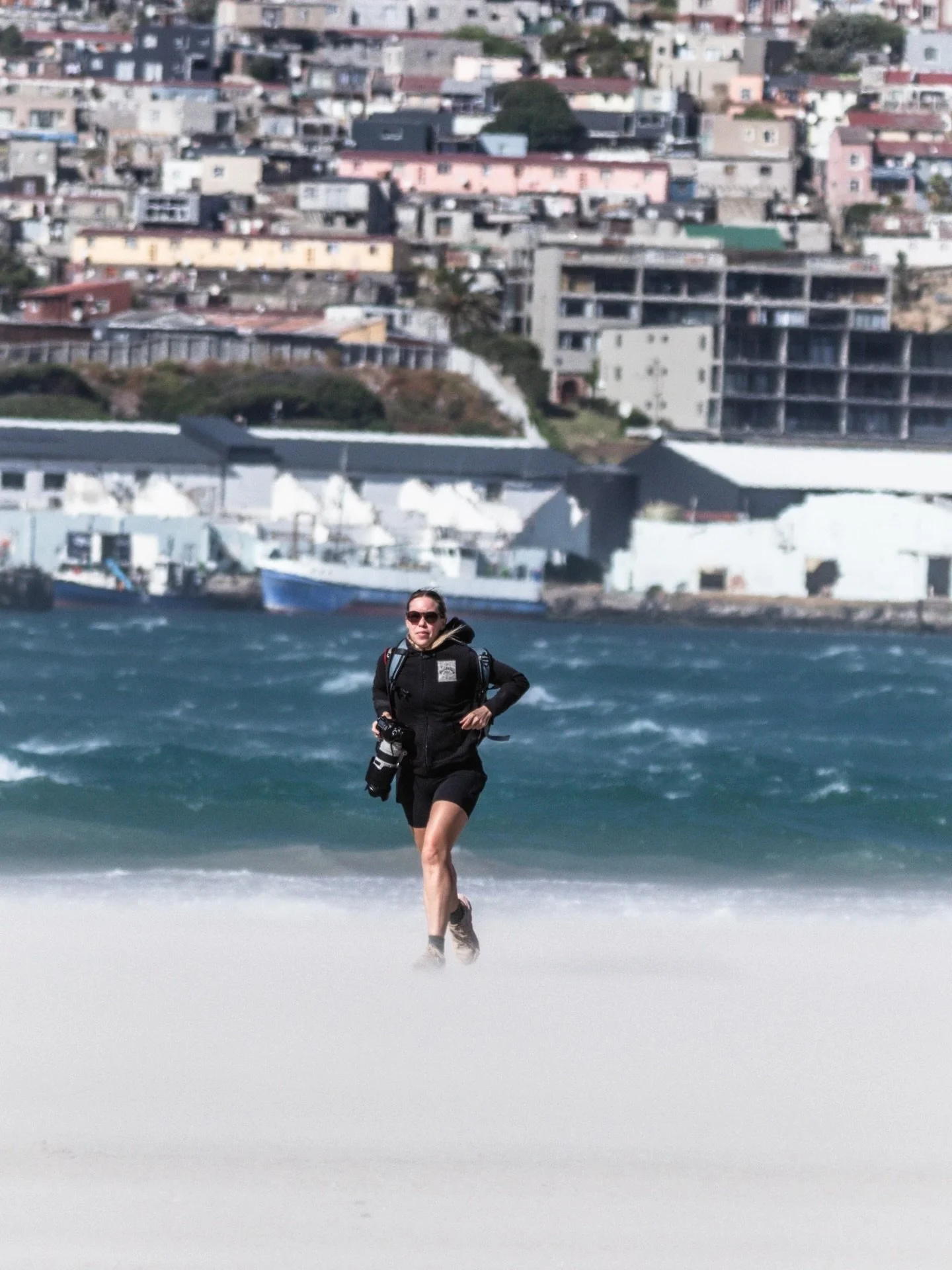 When all the running comes in handy for work. Running with 2 full camera setups and my trusty @fstopgear 😂
I love my job 📸🫶🏼

📸: @stefan_v_neel 

#sportsphotographer