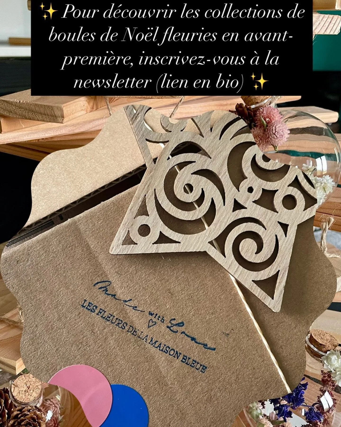 Les abonn&eacute;s &agrave; la Newsletter d&eacute;couvriront les nouvelles collections de boules de No&euml;l fleuries 48h avant tout le monde ! Inscrivez-vous (lien en bio) ou envoyez-moi votre adresse email en message priv&eacute; d&rsquo;ici merc