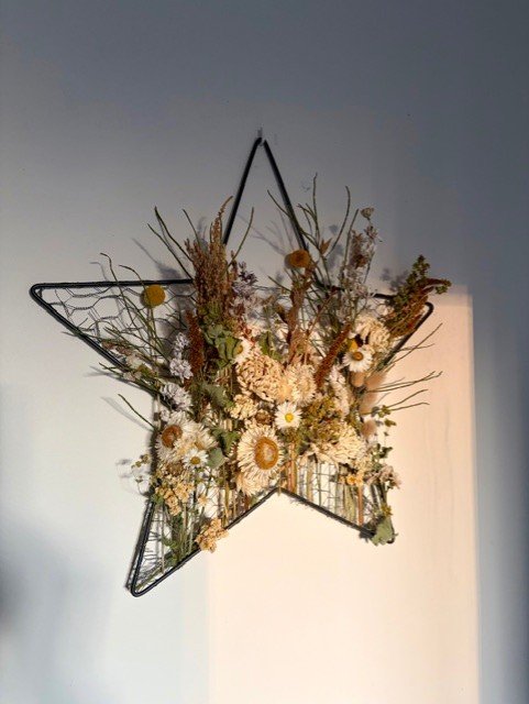 Tableau étoile en fleurs séchées 2.jpg