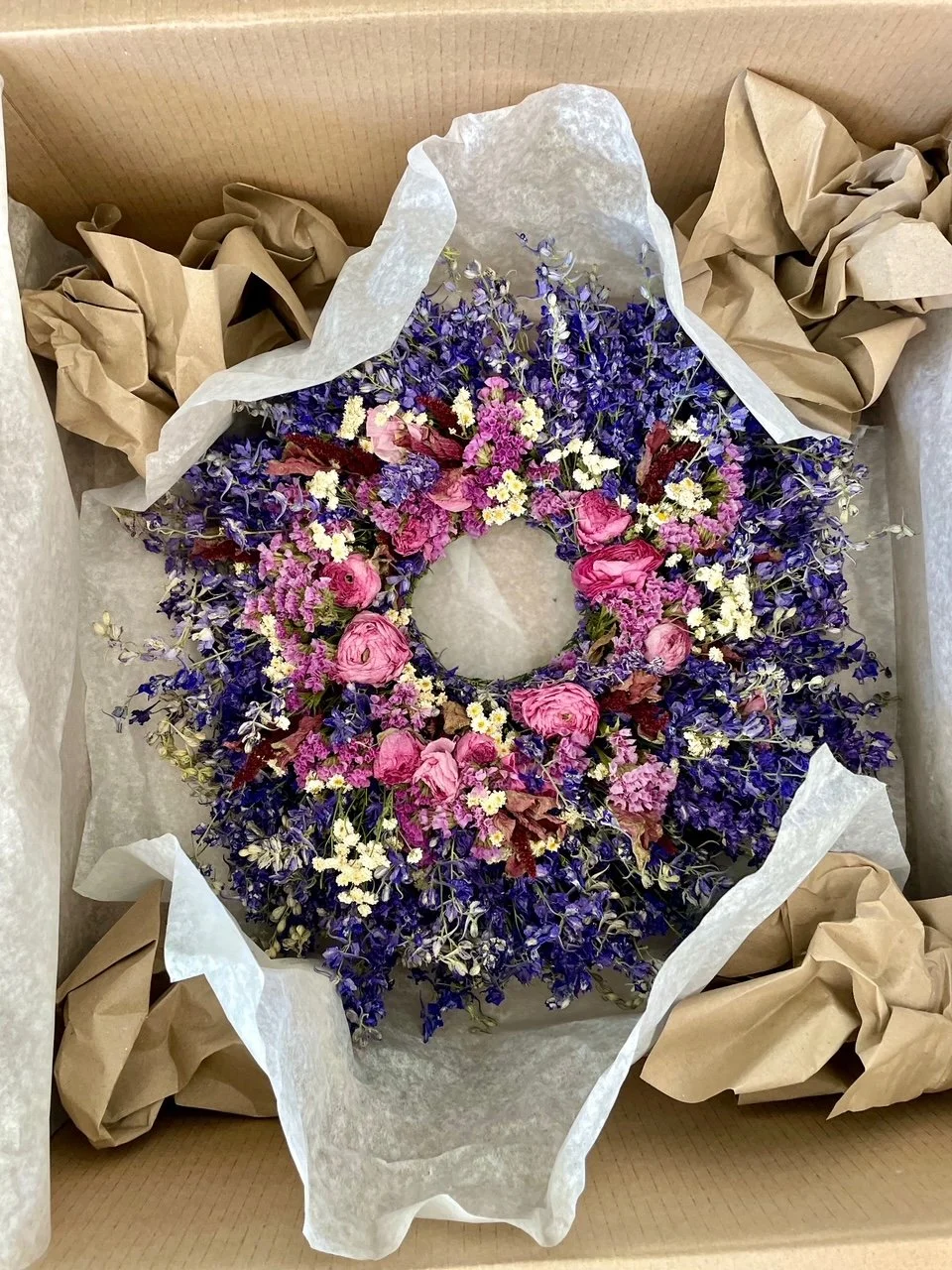 Couronne de pieds d alouette bleu et rose (7).jpg