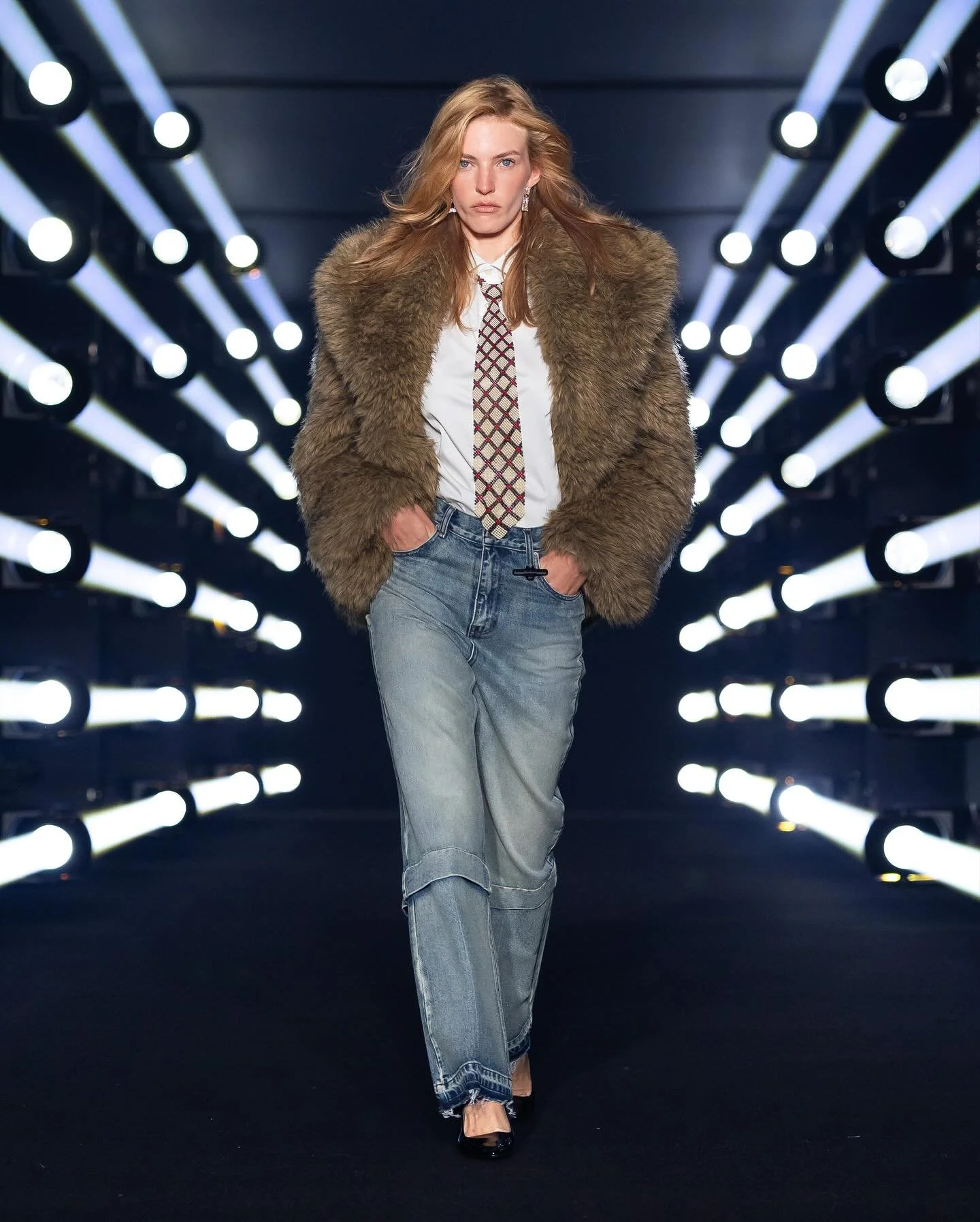 Day 5 of RFW: Runway shows that redefined craftsmanship and creativity, each one a distinct reflection of vision, identity, and innovation. A powerful continuation of the week&rsquo;s celebration of regional design ✨🇸🇦

#riyadhfashionweek #hfaconsu