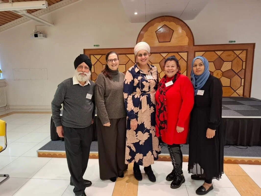 community connectors together