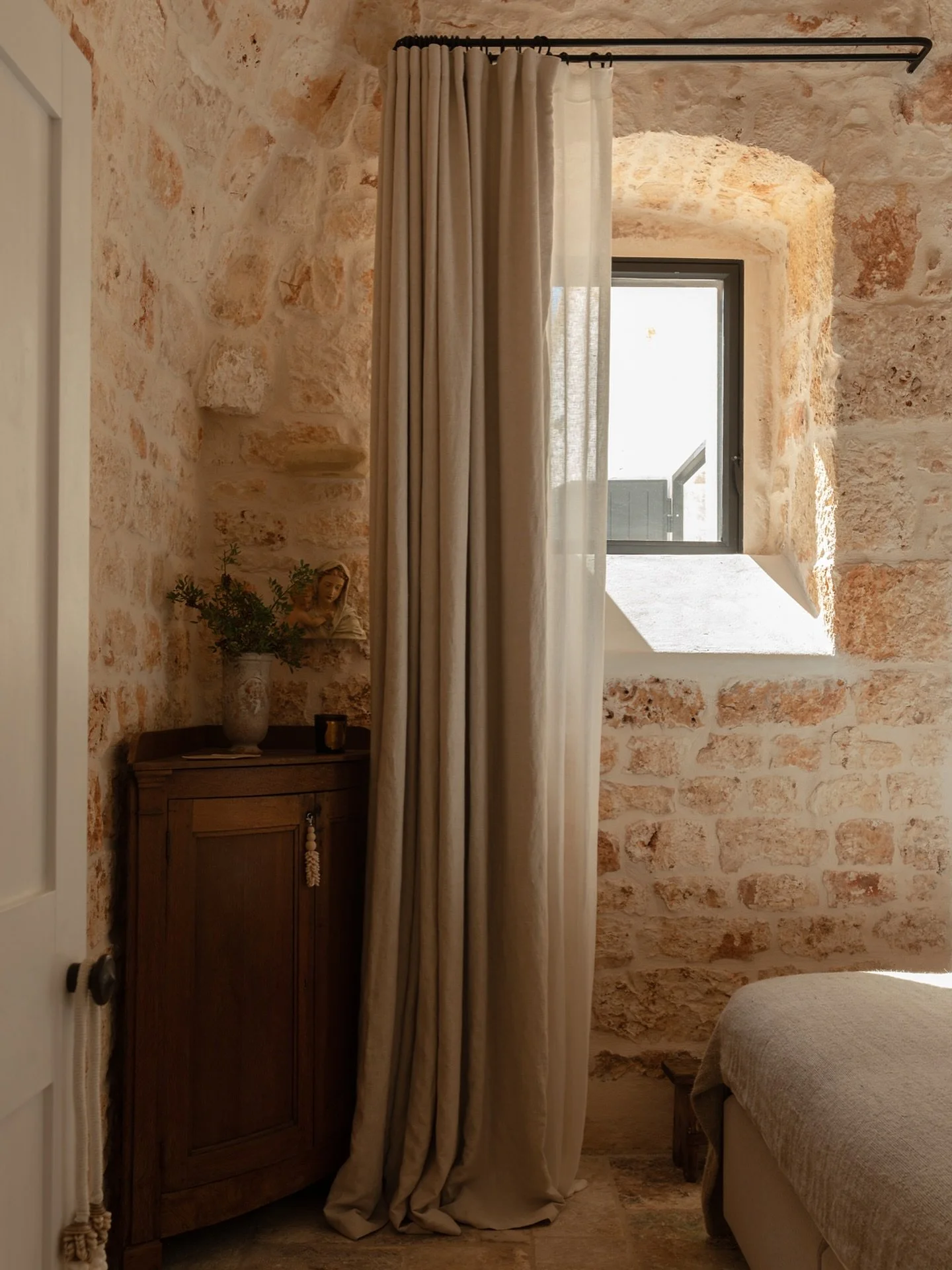 Location Y. Now live on our website. An immaculate interior of Pugliese charm set in 8 Trullo cones. A seriously beautiful and mature garden, views across the countryside of olive groves and vineyards. An infinity pool with broad terraces. Particular