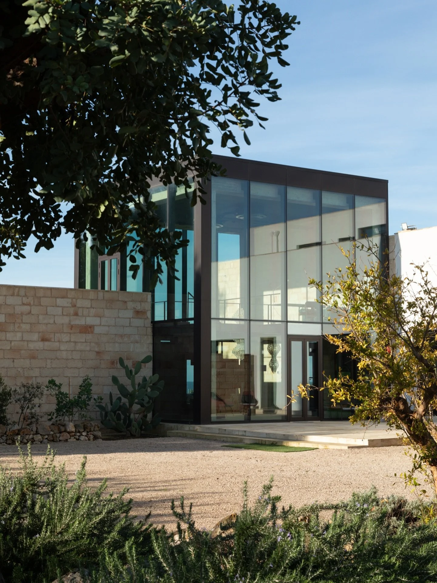 New luxury shoot location in Puglia, Italy.

This privately owned masseria has been carefully assessed for commercial suitability &mdash; from natural light and architectural integrity to access, space and production logistics.

Curated by an interio