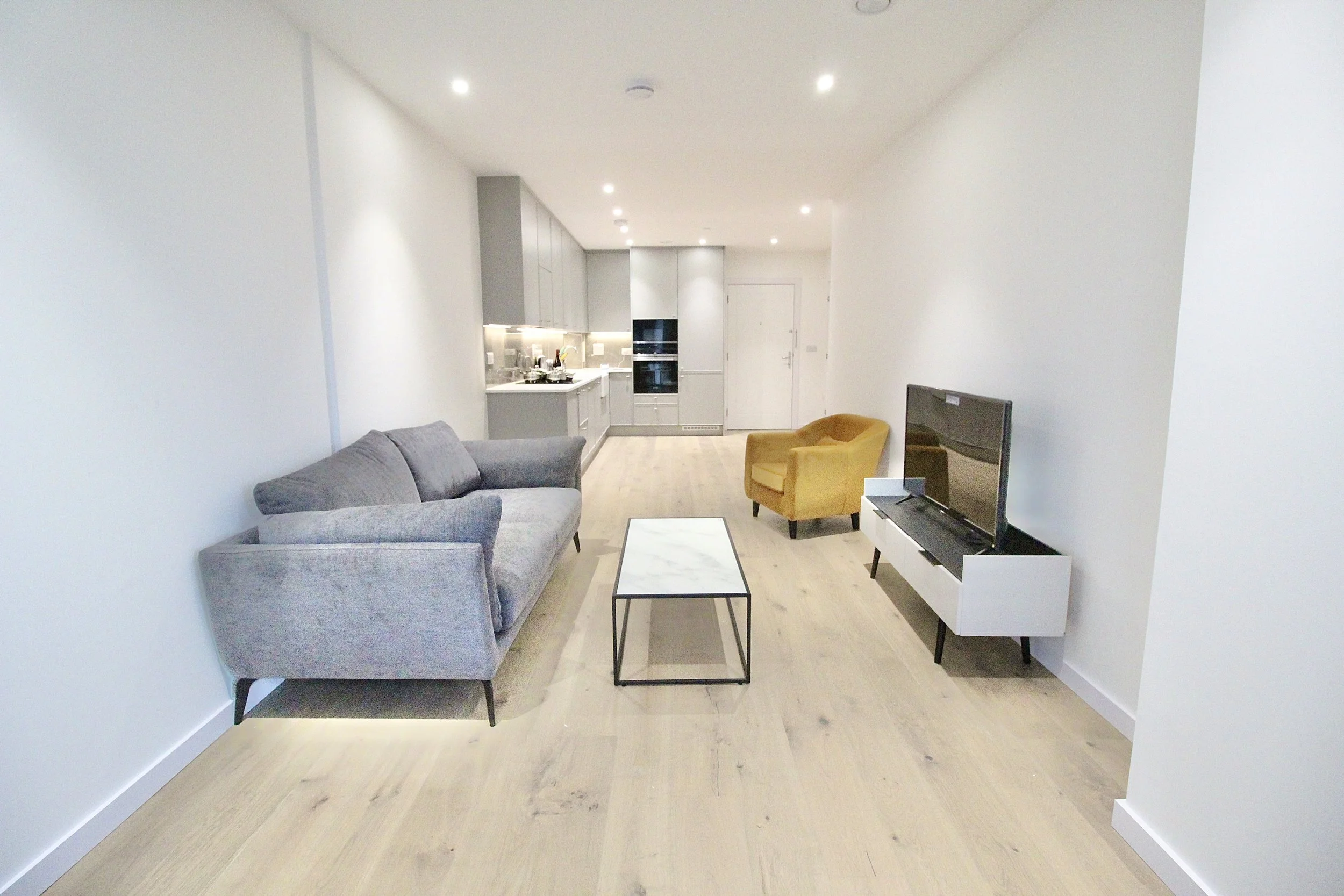 7th Floor 2 bedroom flat