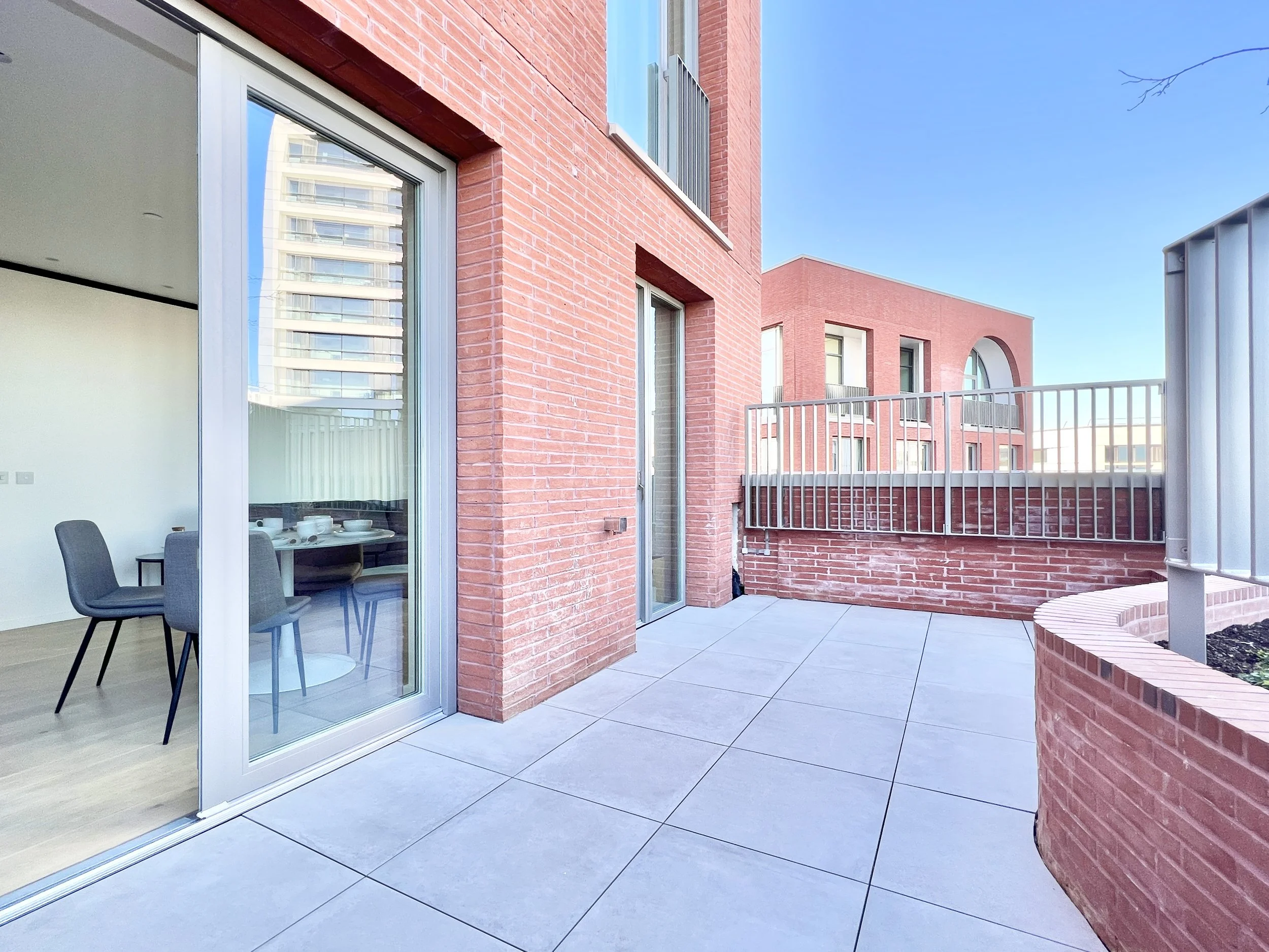 10th Floor 1 Bedroom with terrace