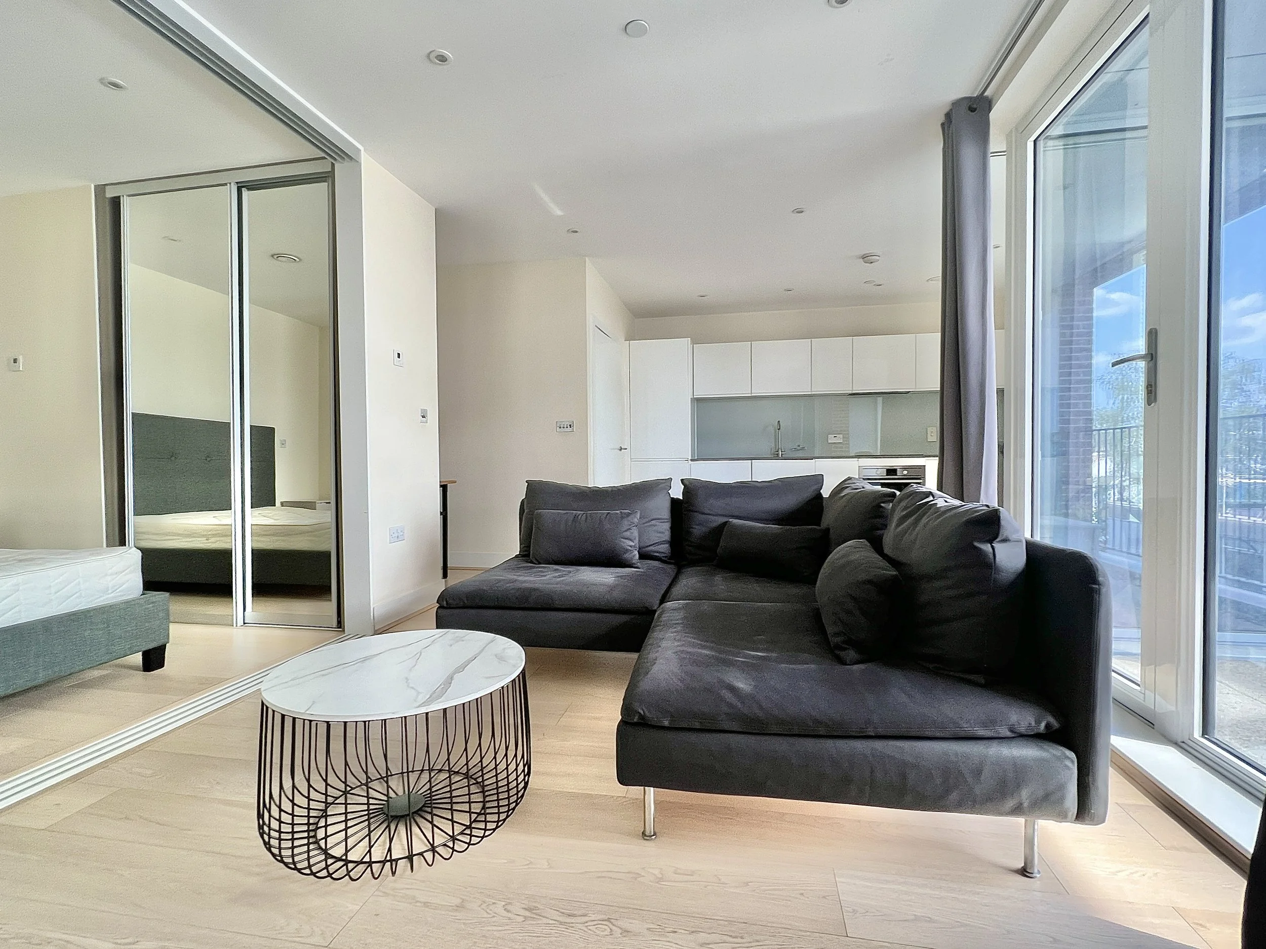 1 bedroom flat - Ravilious House