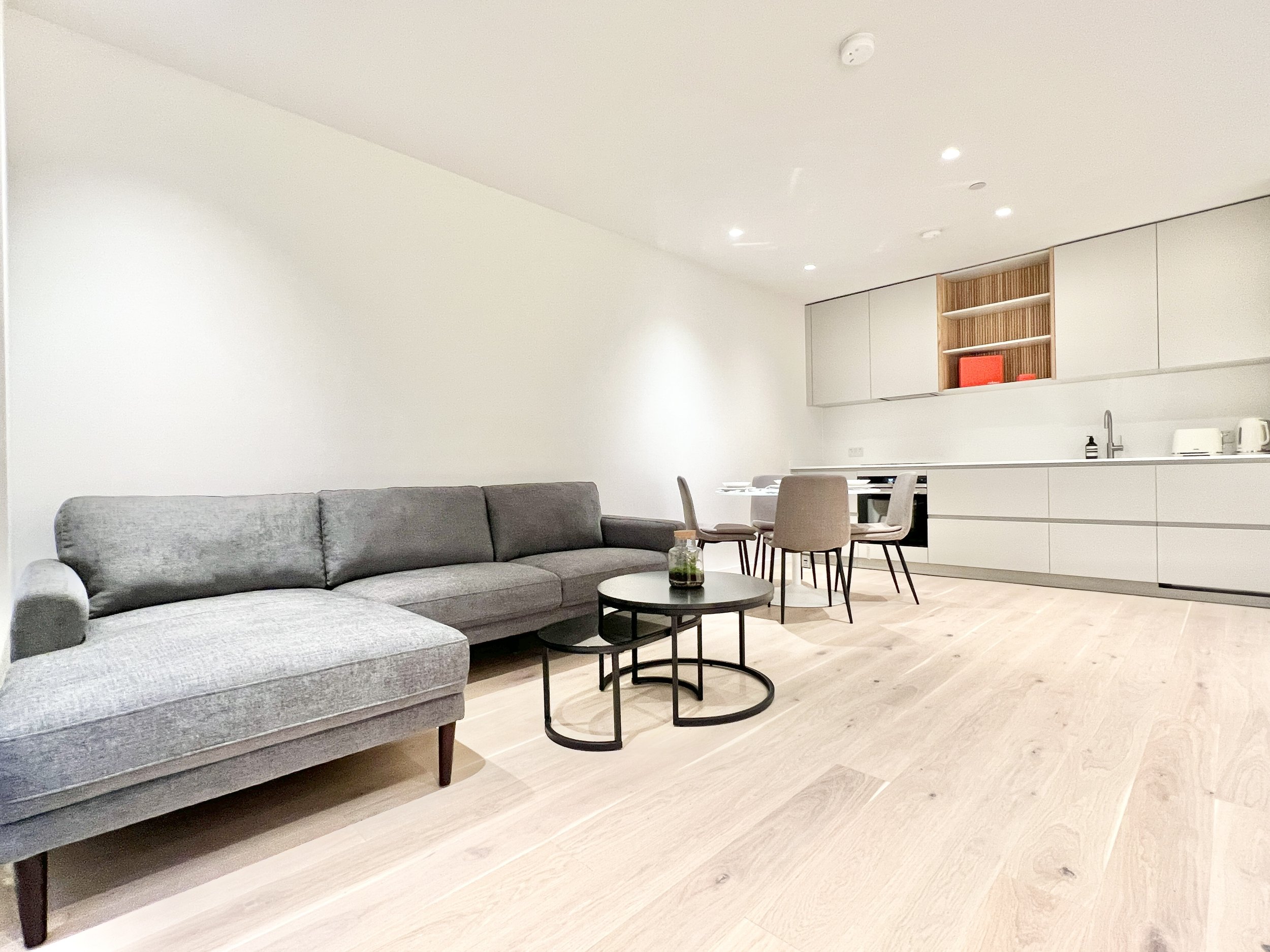 4th Floor 1 Bedroom