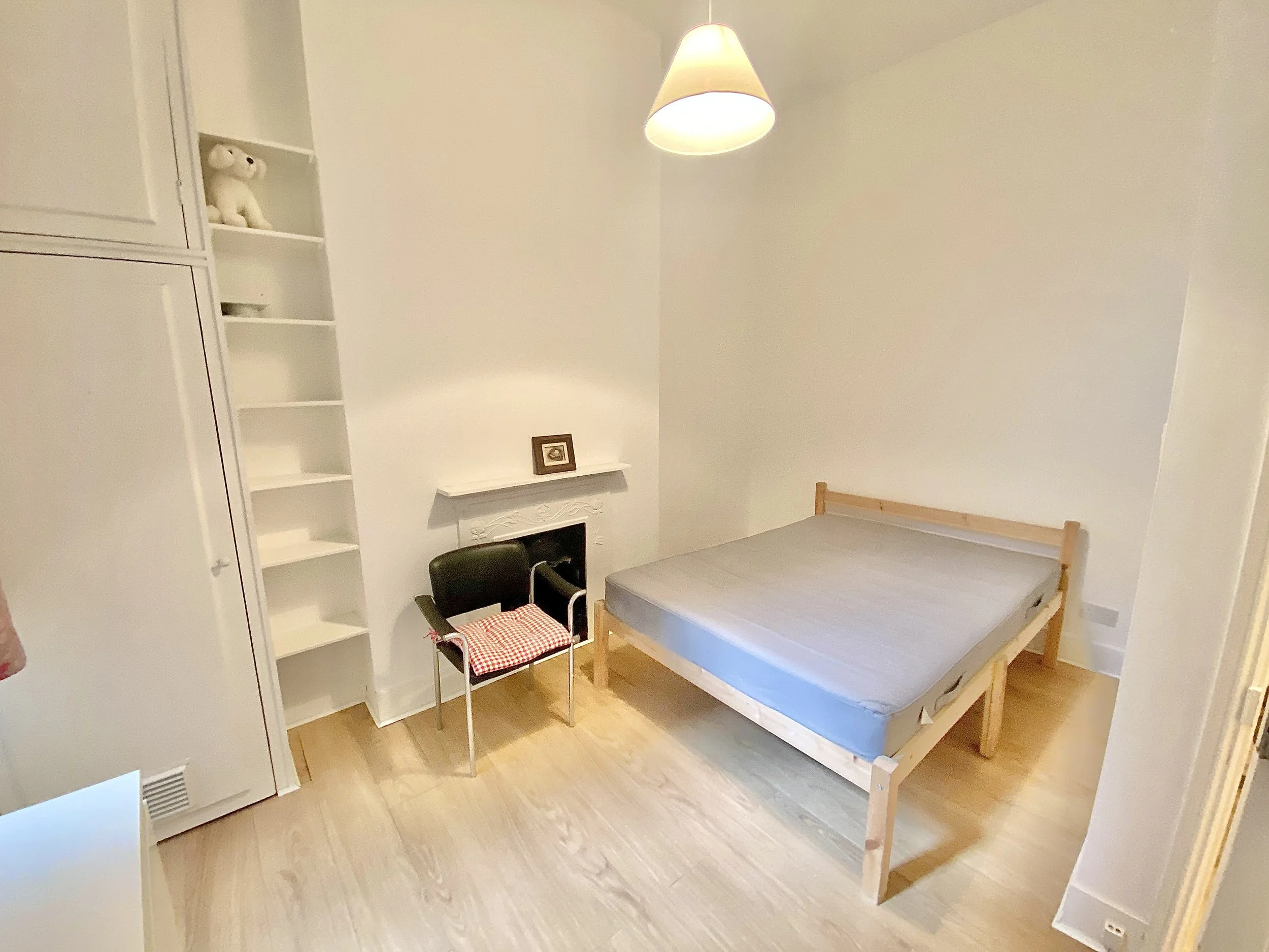 2 bedroom flat - Hanover Gate