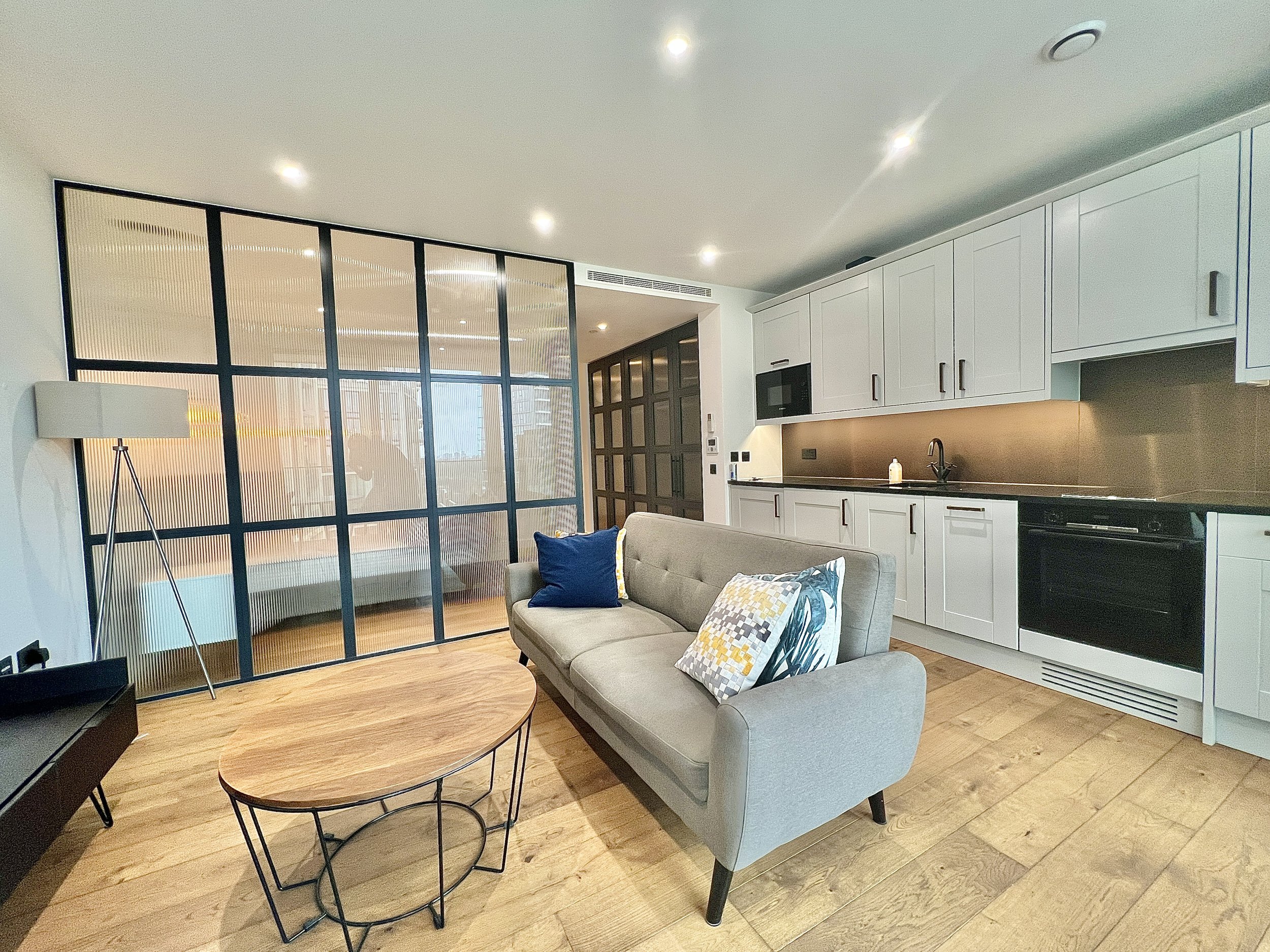 10th floor 1 bedroon flat
