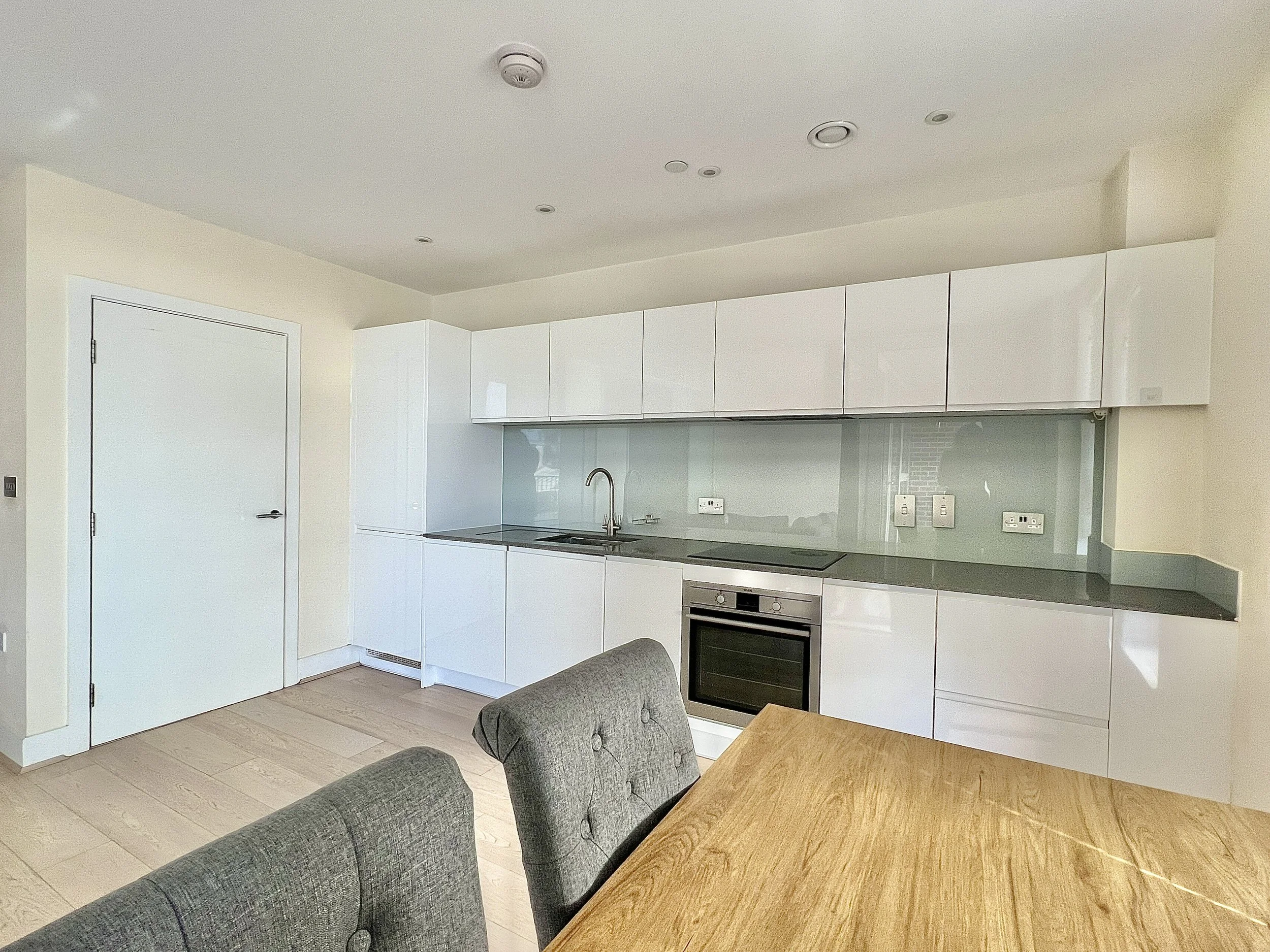 1 bedroom flat - Ravilious House