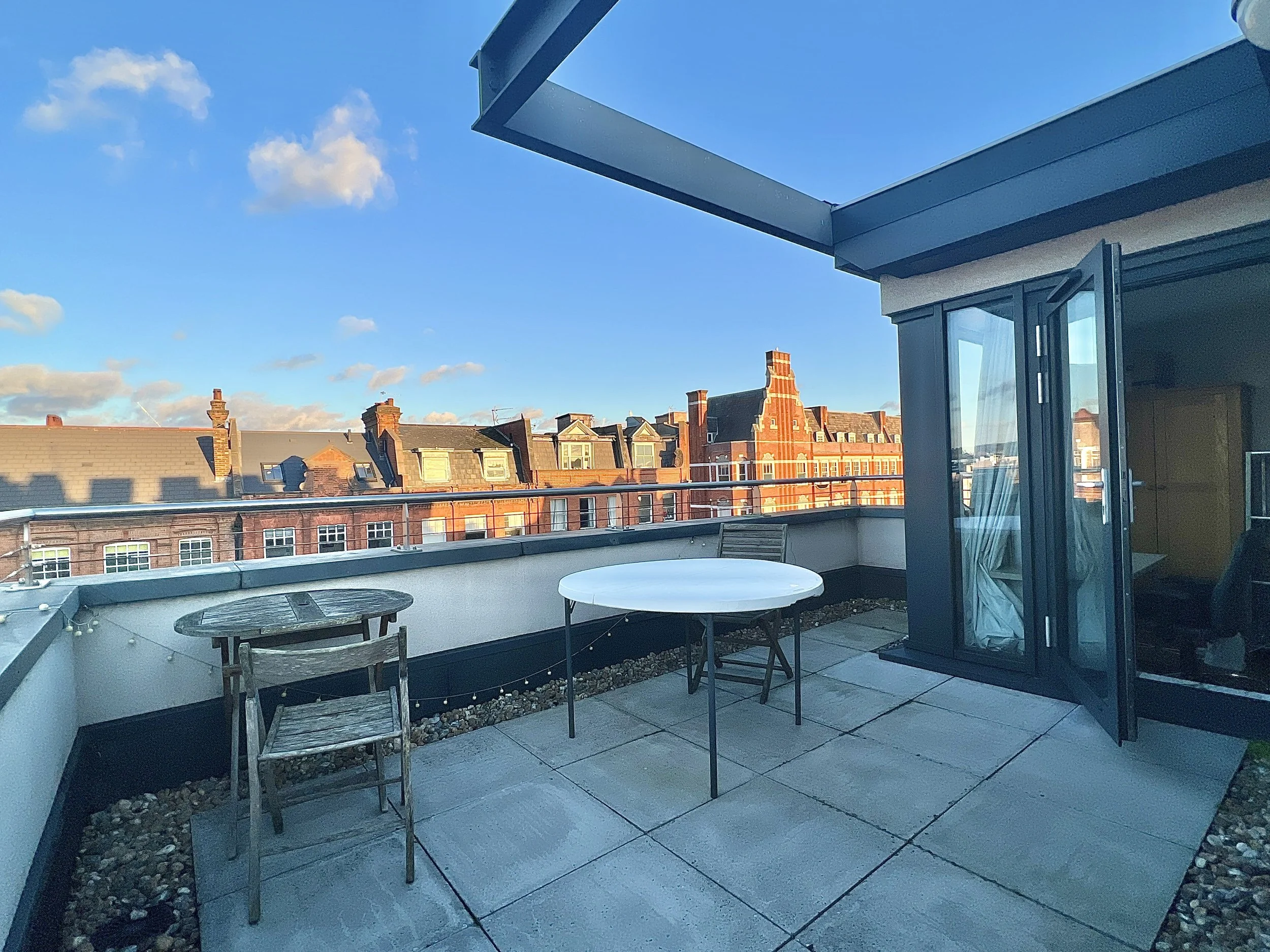 3 bedrooms penthouse - Camden High Street
