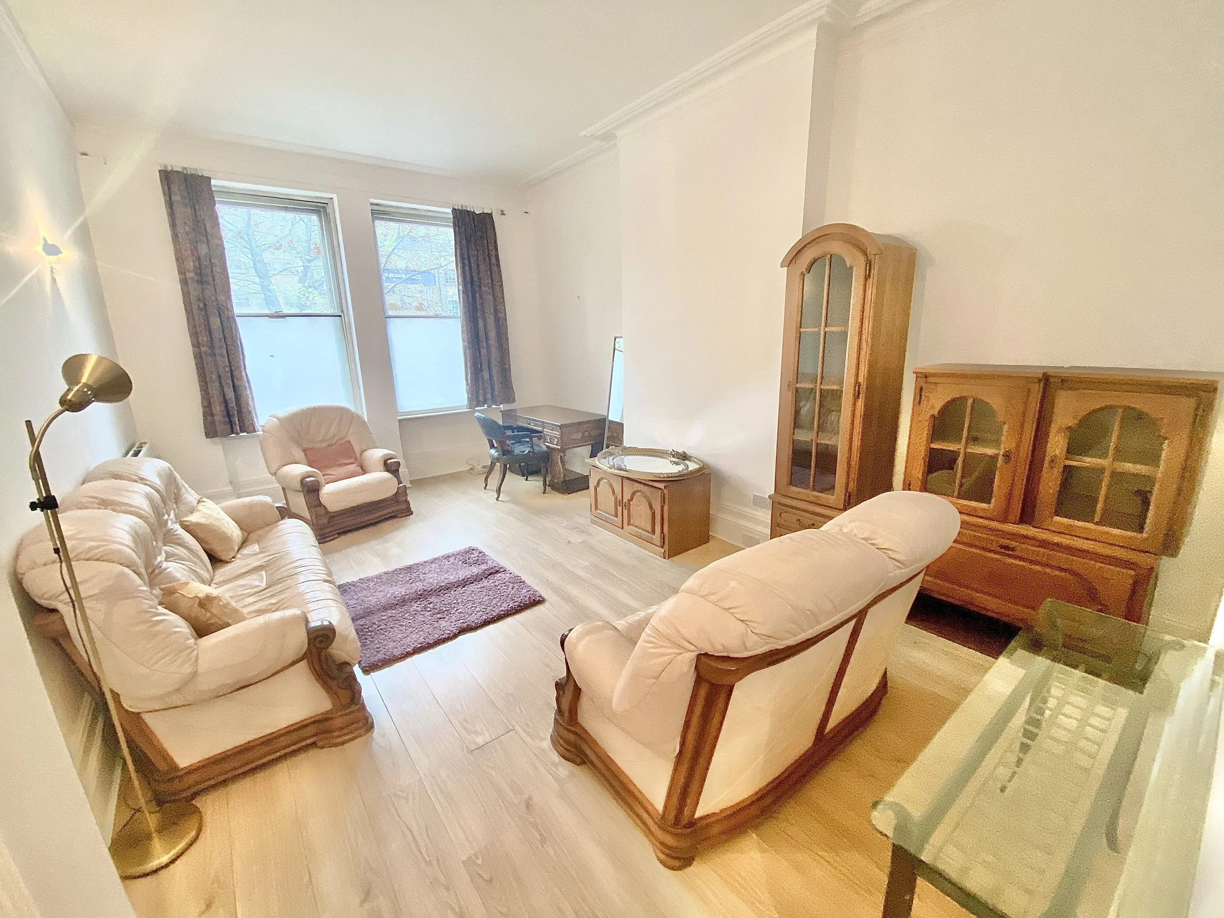 2 bedroom flat - Hanover Gate