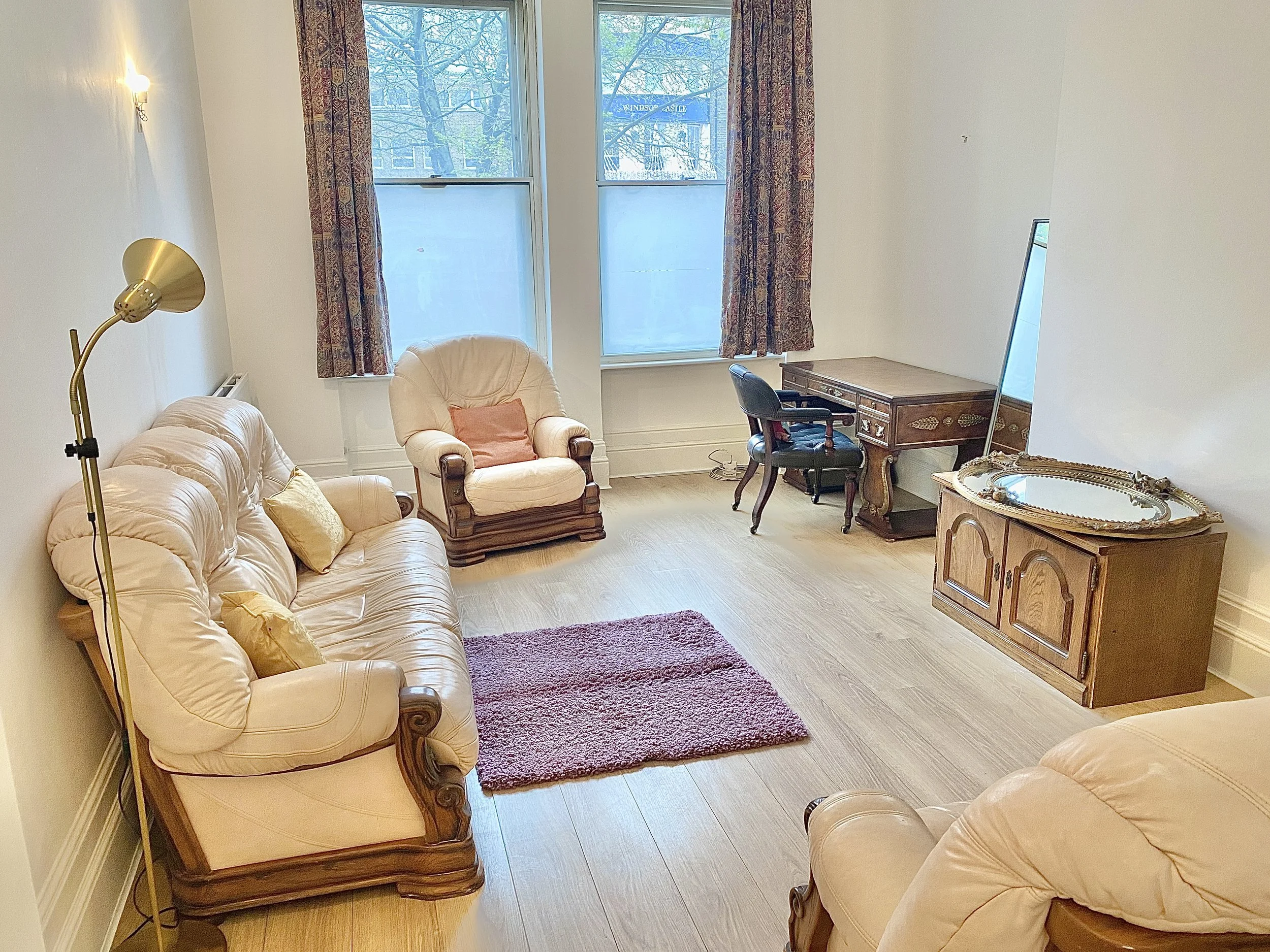 2 bedroom flat - Hanover Gate