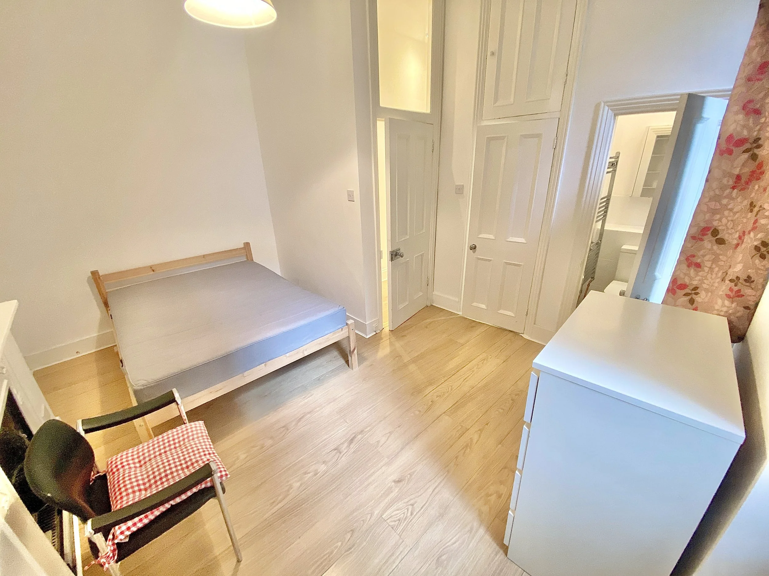 2 bedroom flat - Hanover Gate