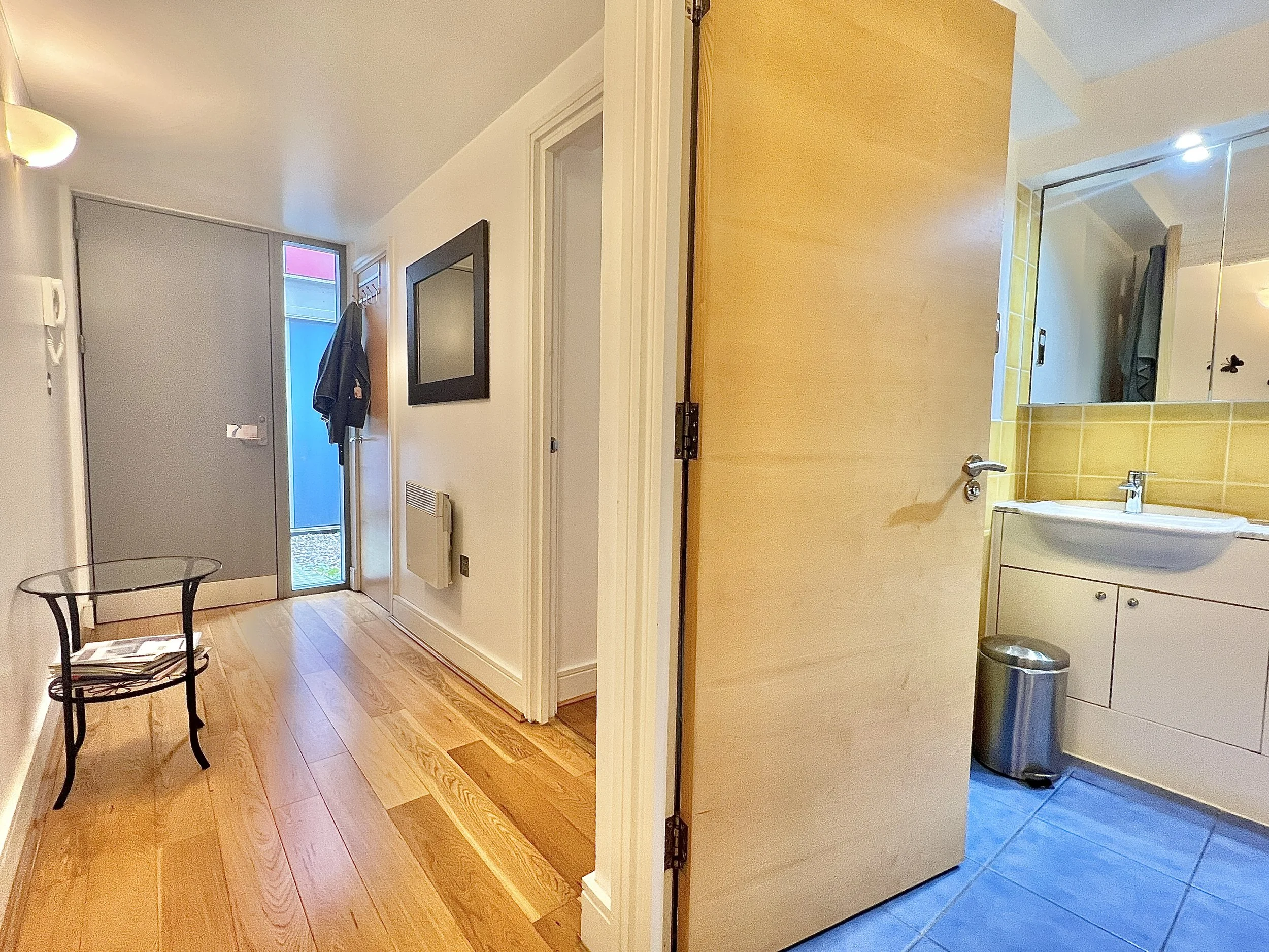 1  Bedroom Flat Albany Court