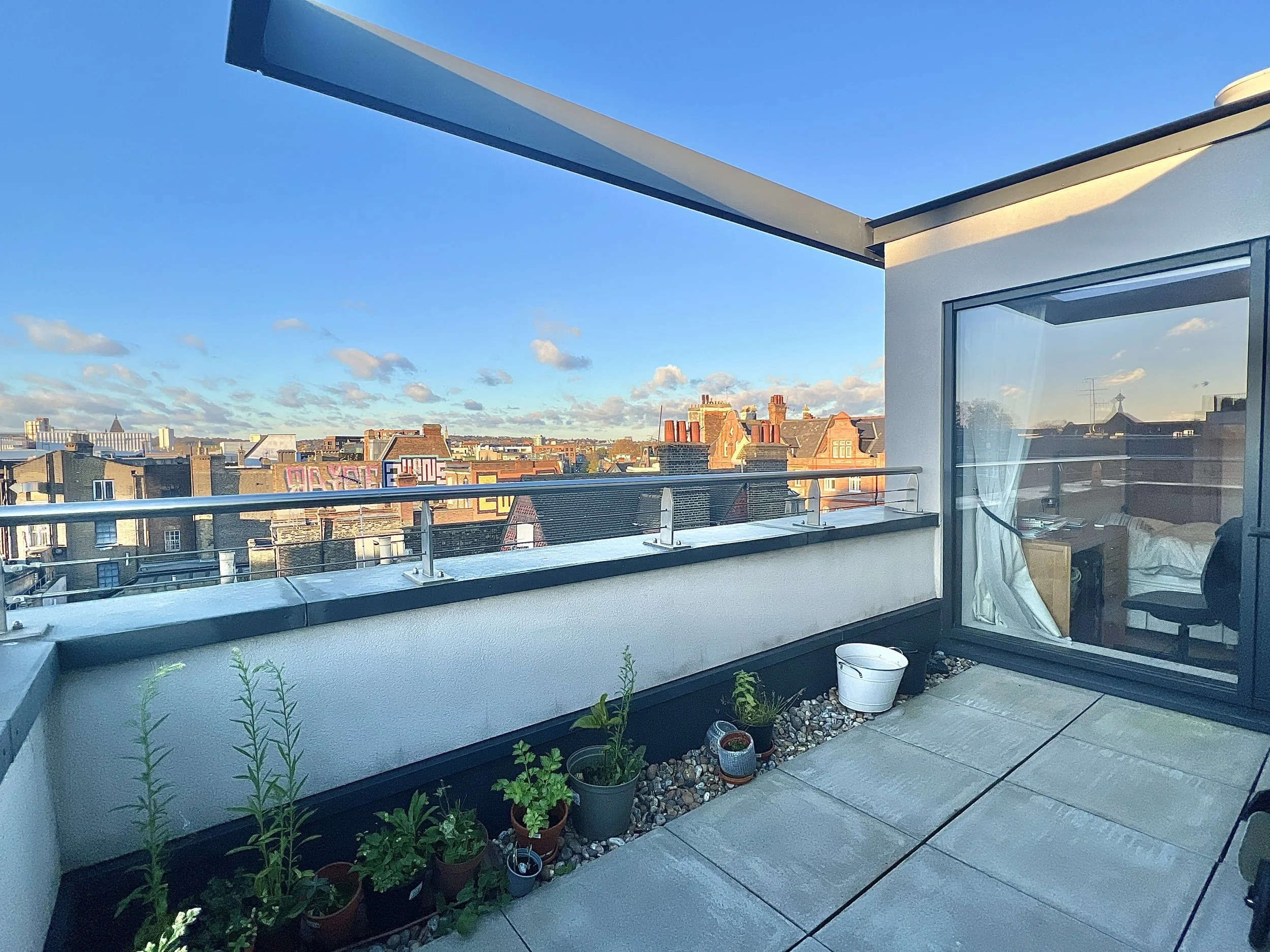 3 bedrooms penthouse - Camden High Street
