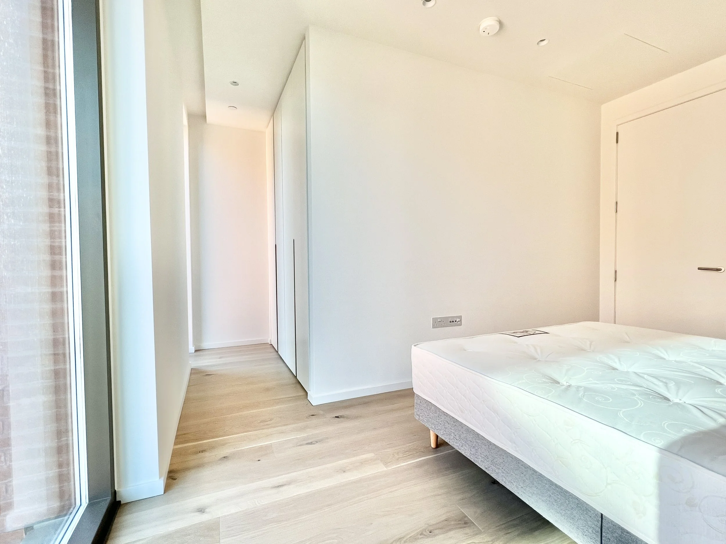 10th Floor 1 Bedroom with terrace