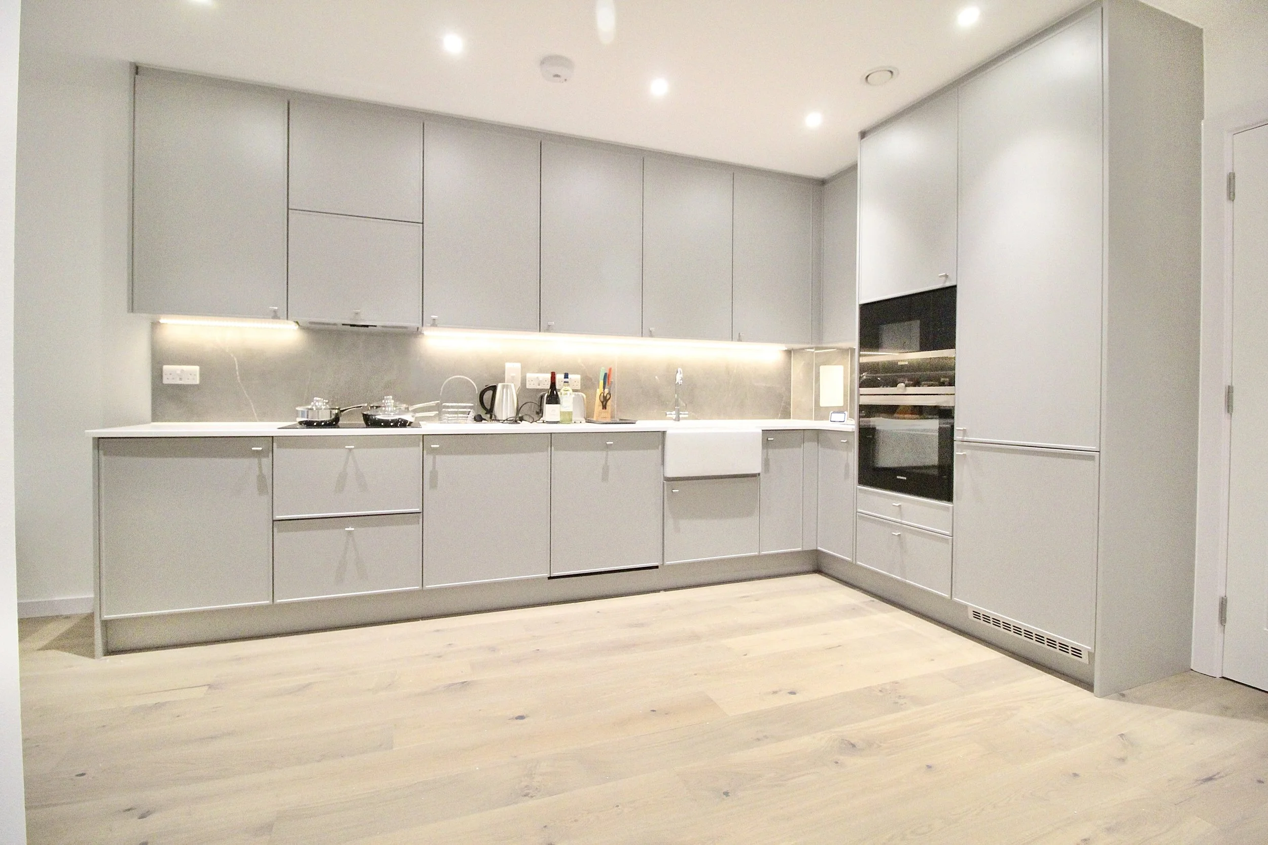 7th Floor 2 bedroom flat