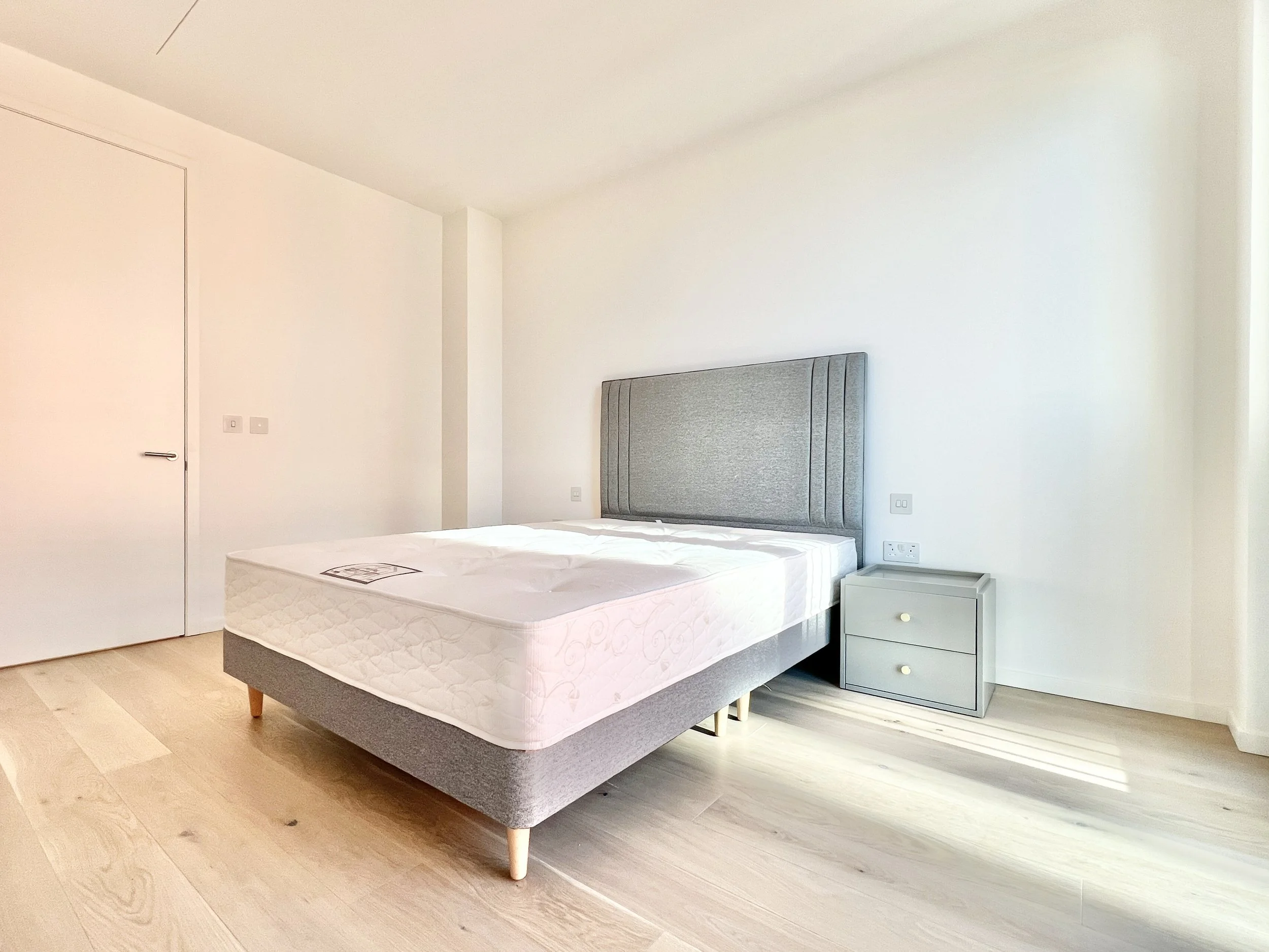 10th Floor 1 Bedroom with terrace