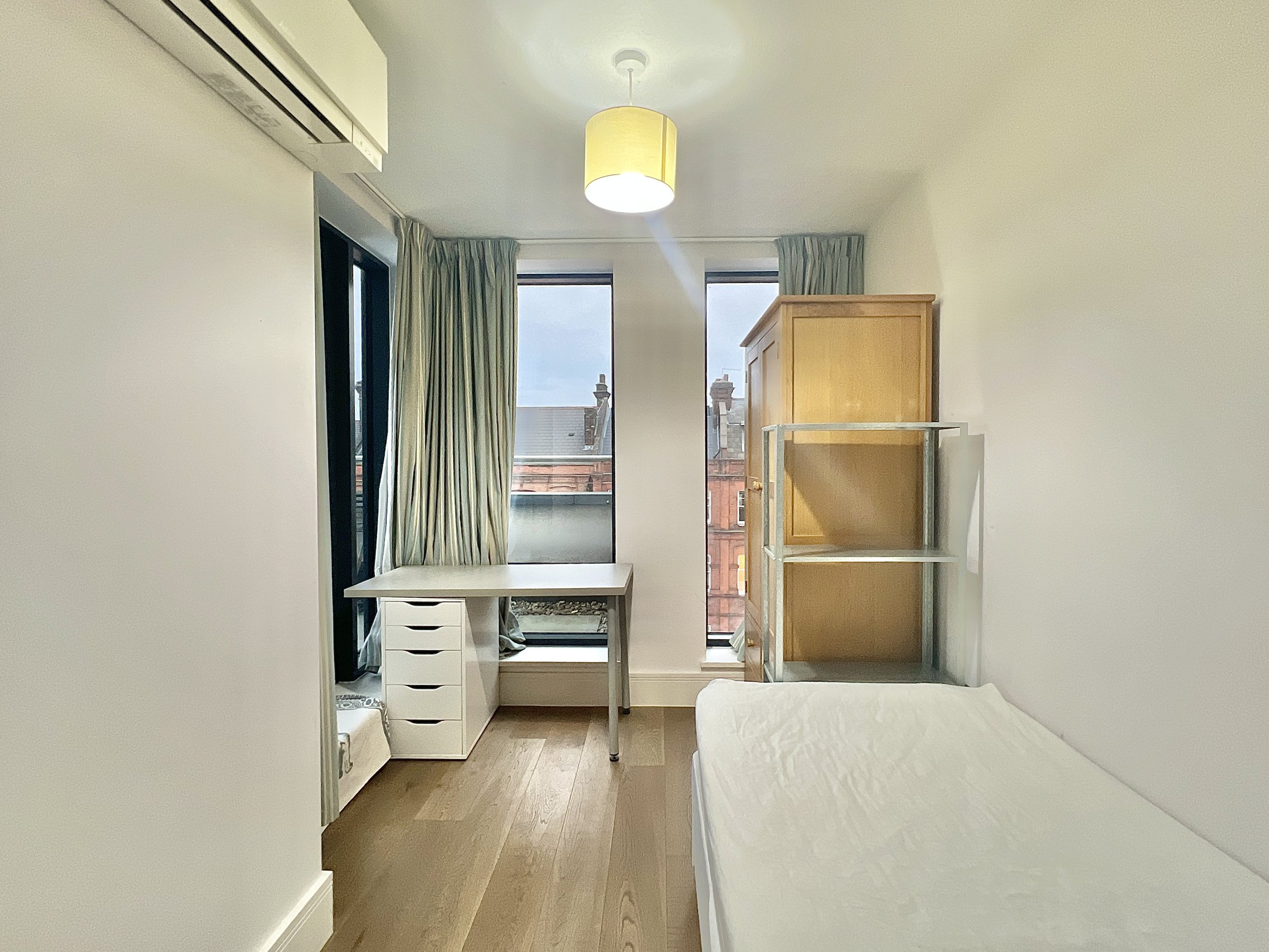 3 bedrooms penthouse - Camden High Street