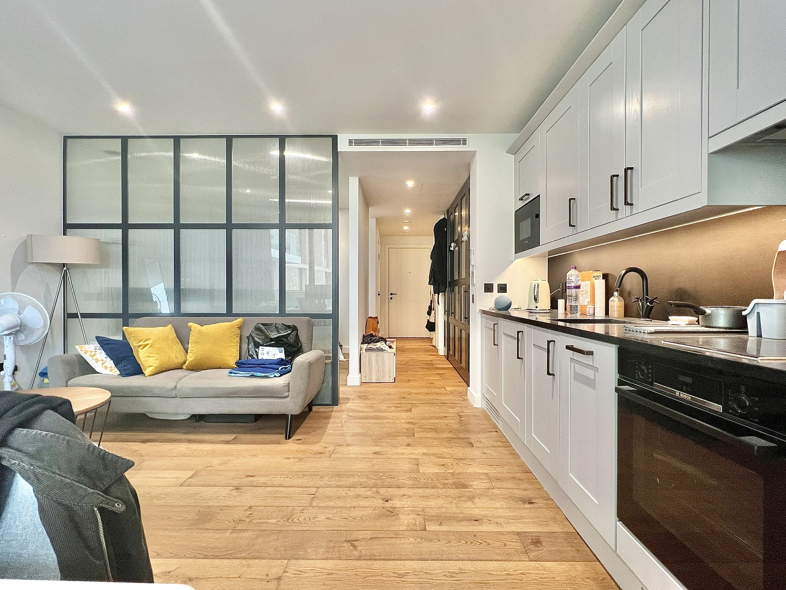10th floor 1 bedroon flat