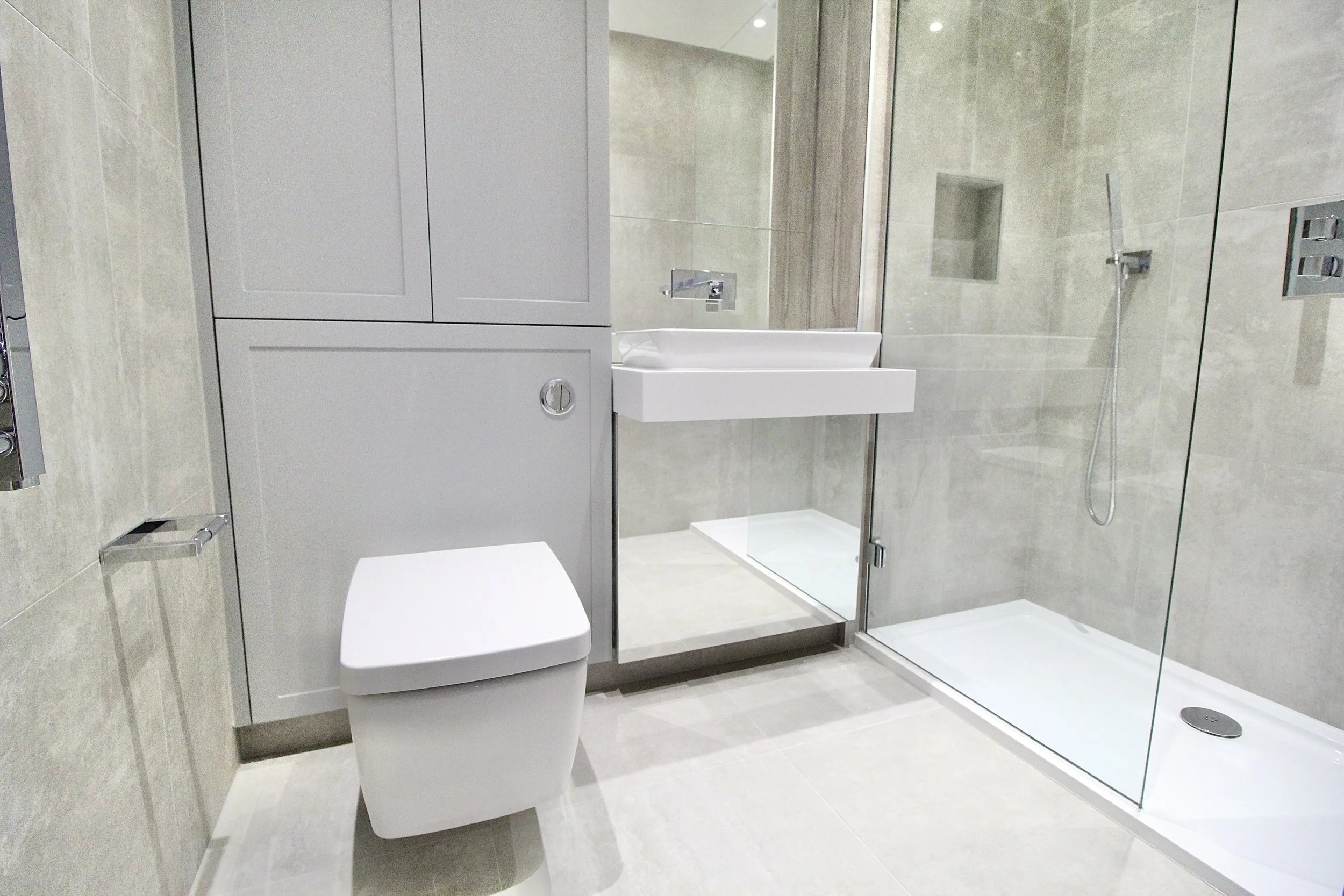 7th Floor 2 bedroom flat