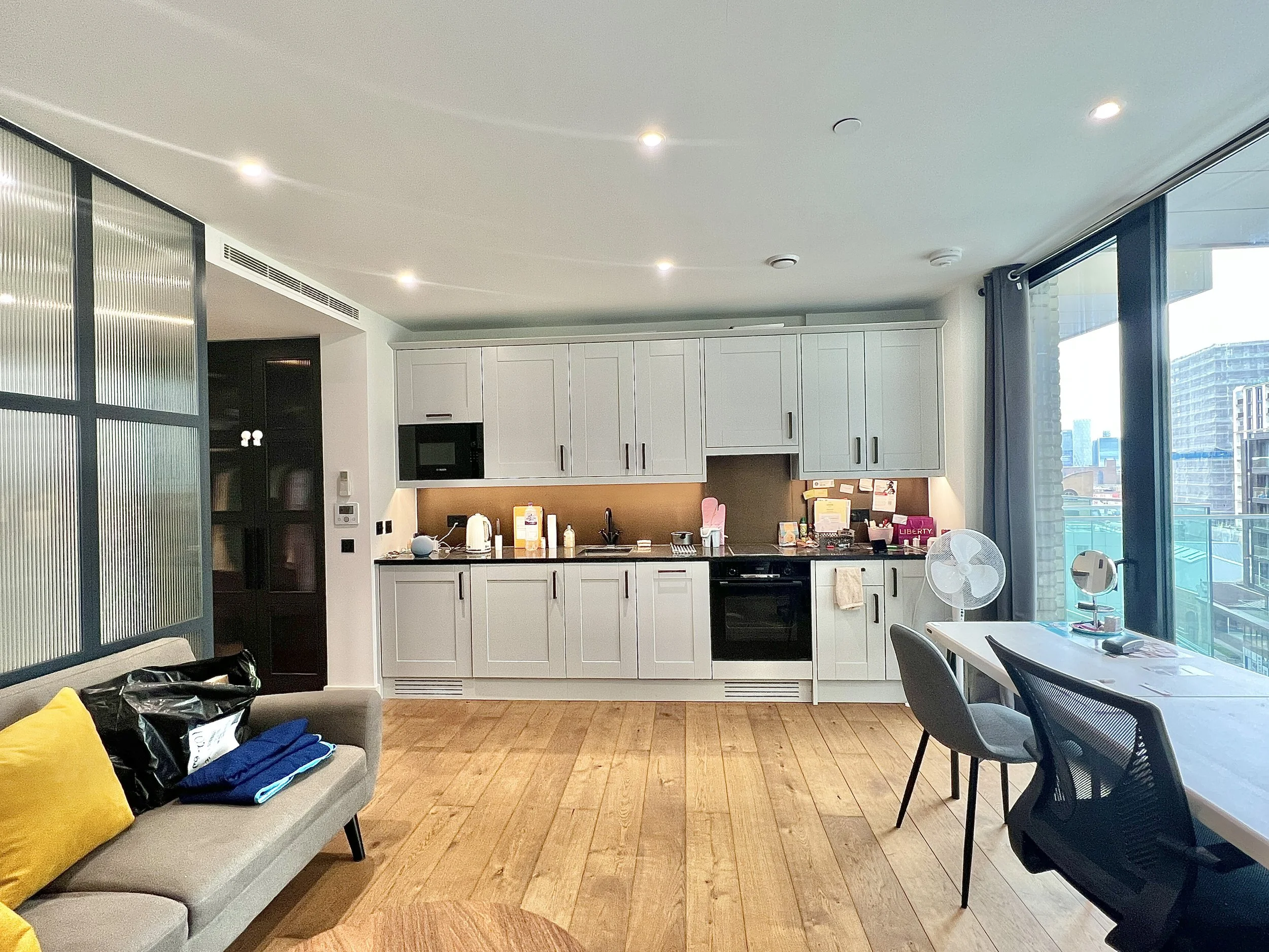 10th floor 1 bedroon flat
