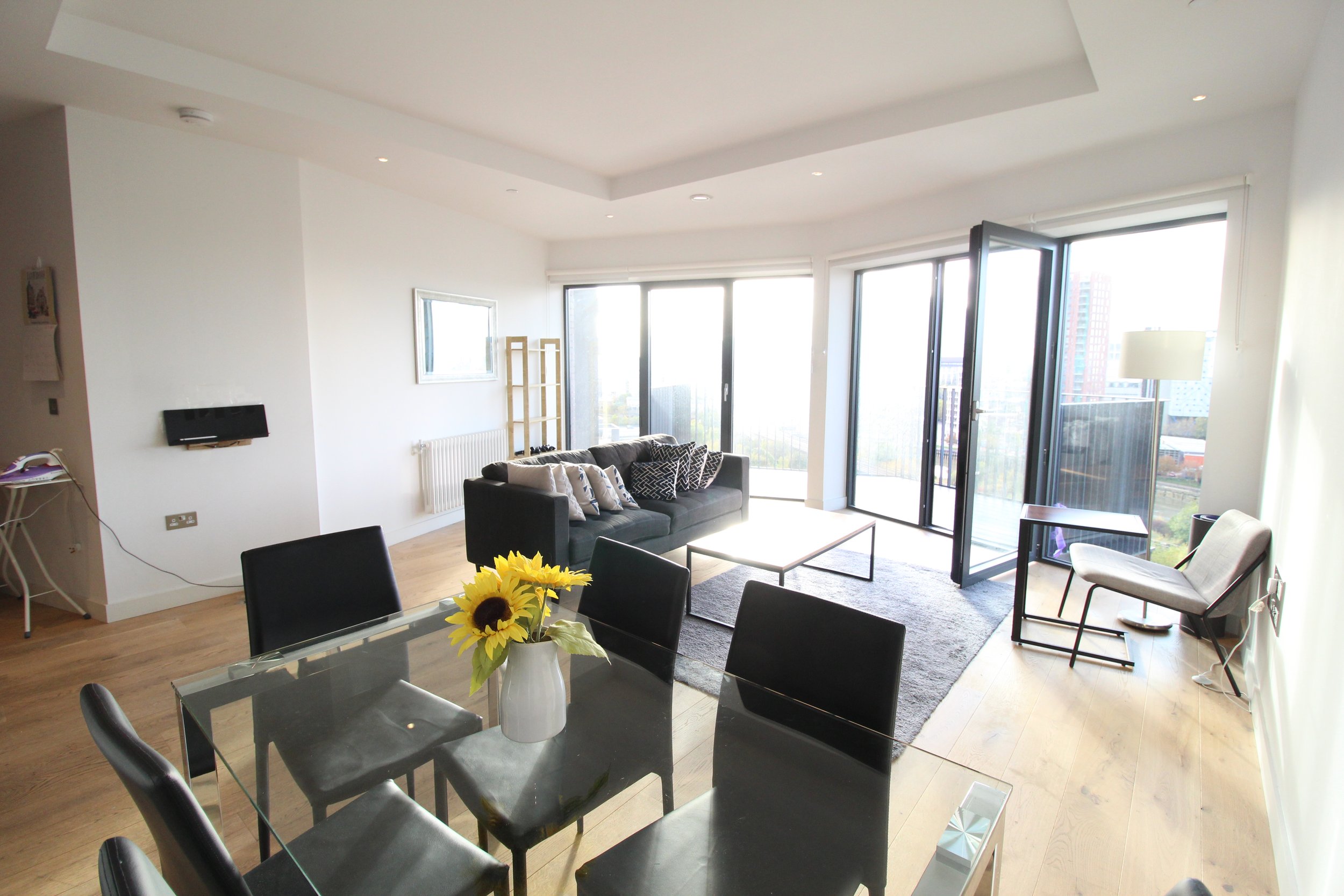 3 Bedroom Flat Modena House