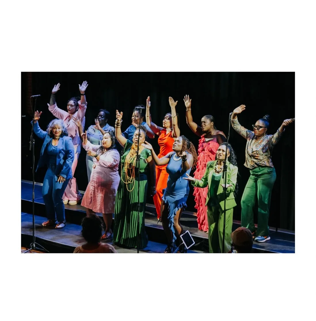 Soulsisters Choir performance 21/06/25

#soulsistersnl #koor #choir #music #stagephotography #nikon #photo #photography #rotterdam #010 #flashphoto #dedoelenrotterdam #dedoelen #singing #dutch #muziek
