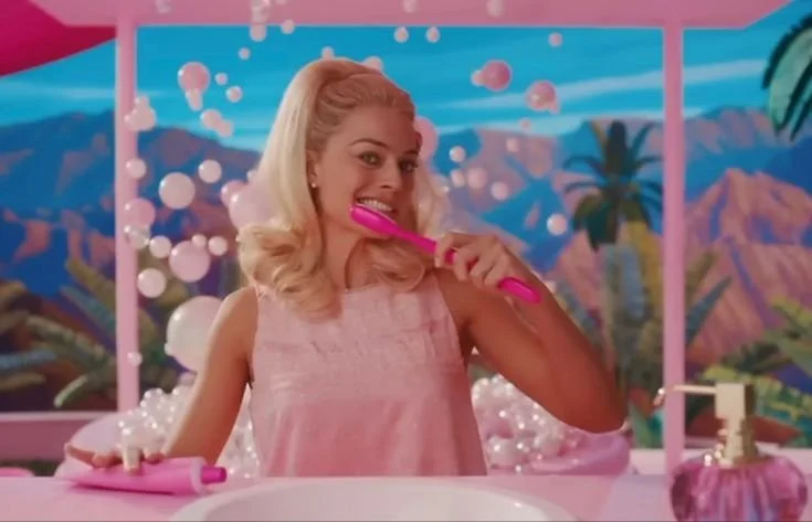 Margot Robbie in Barbie.jpg