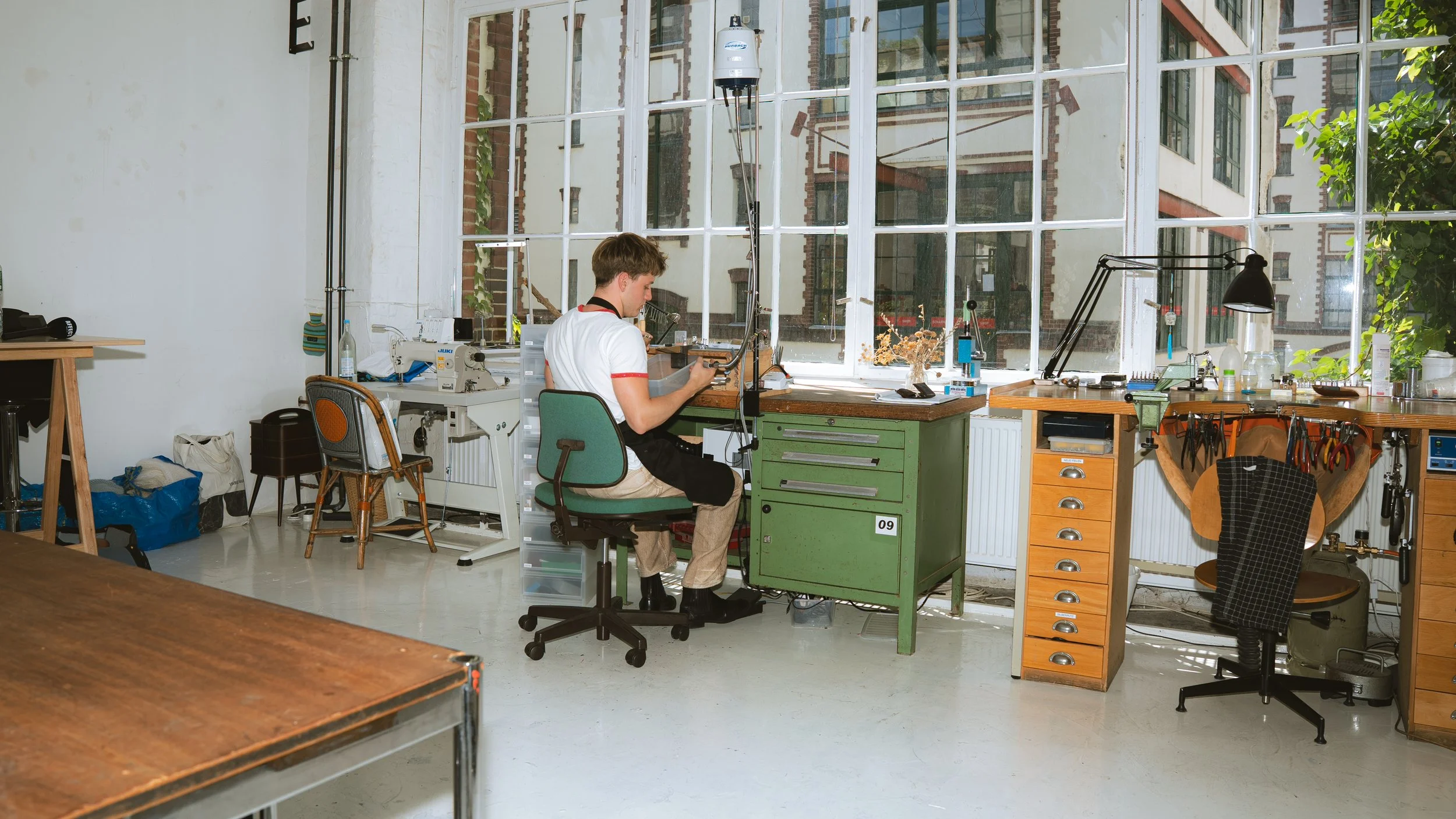 Studio Visit With Larsen Jewelry: Why Jewelry Should Feel a Little Alive