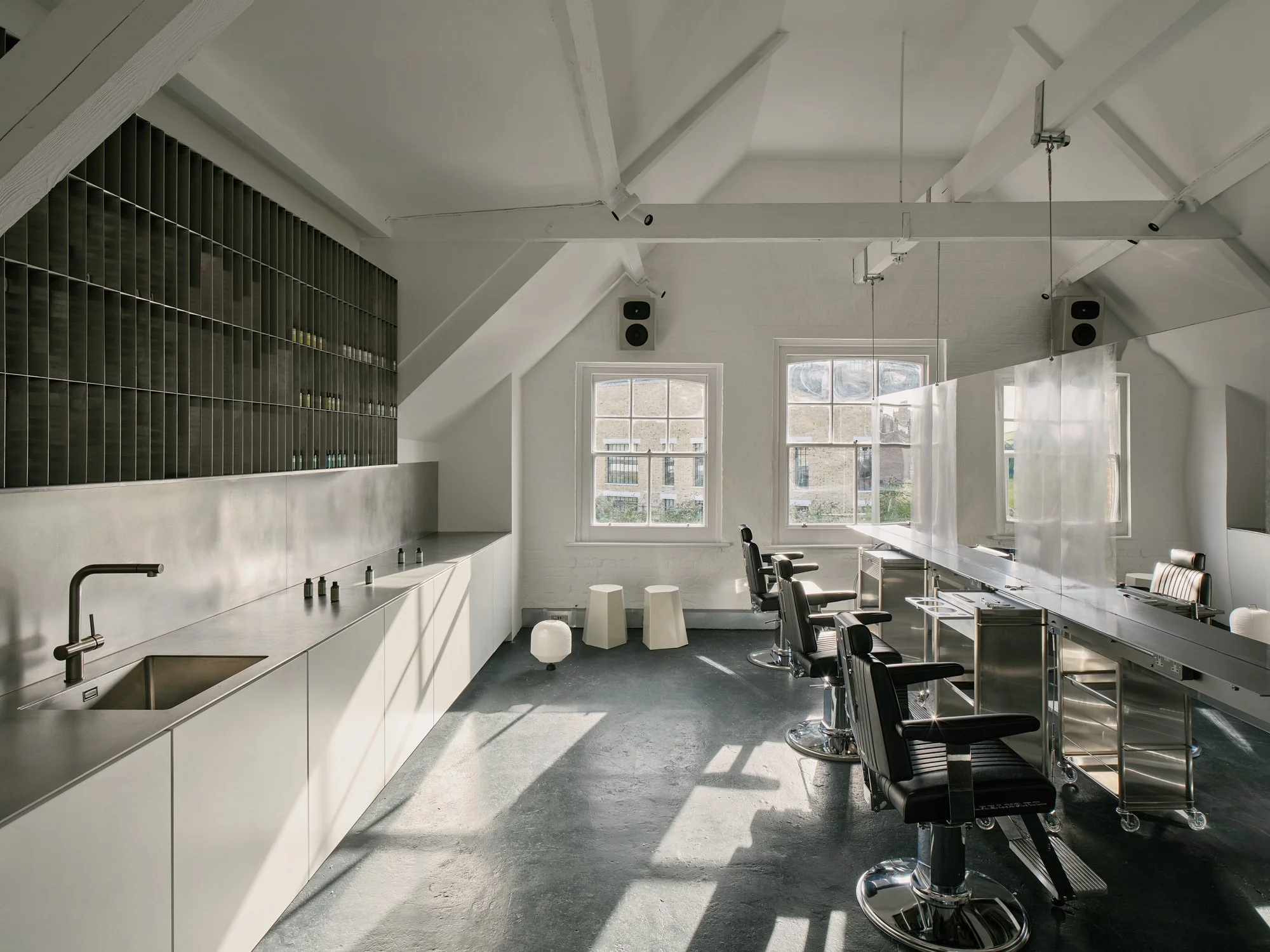 Salt_Salon_Finals_©_Henry_Woide__Low Res_019.jpg