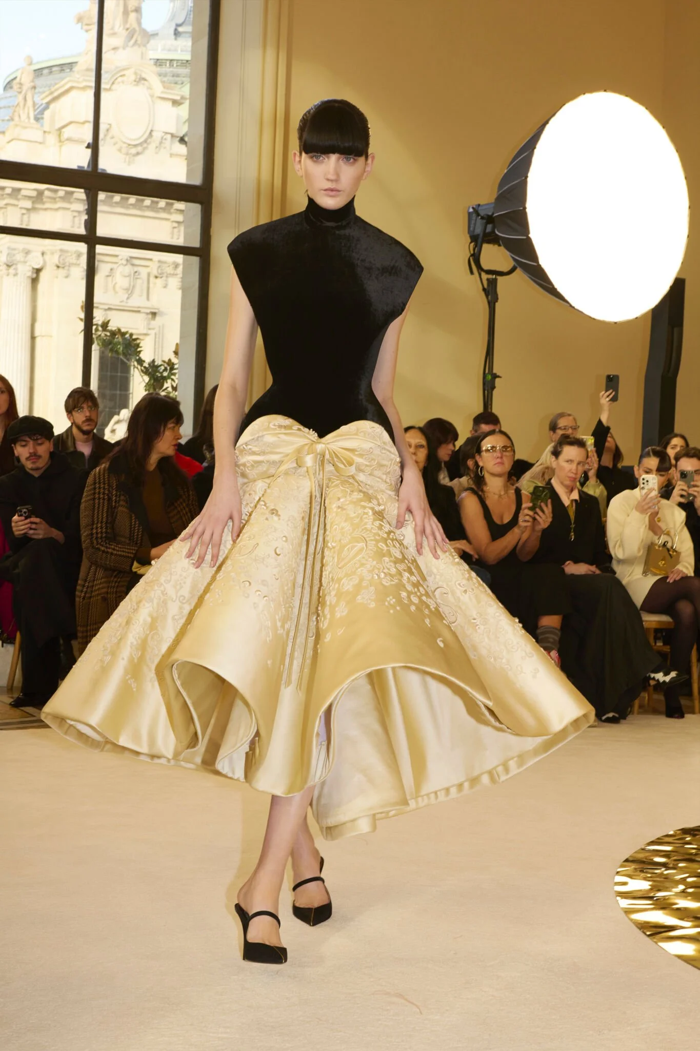 Schiaparelli-HC-PO-S25-014.jpg