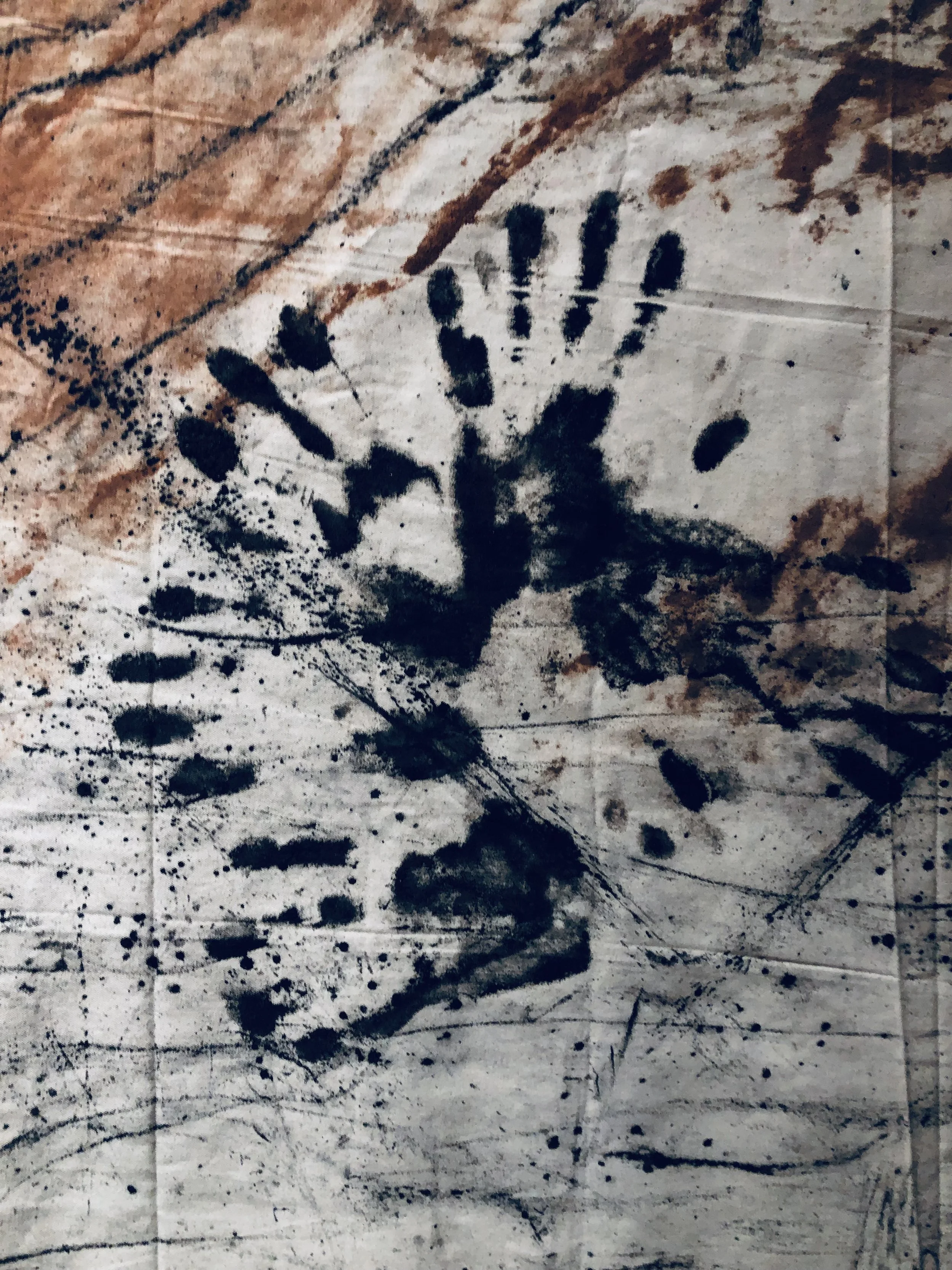 A canvas traced by the remains of the first collective ritual performed during the film ‘A Transfigured Movement in Time’. It represents the beginning of the journey performed by the twelve participating artists.