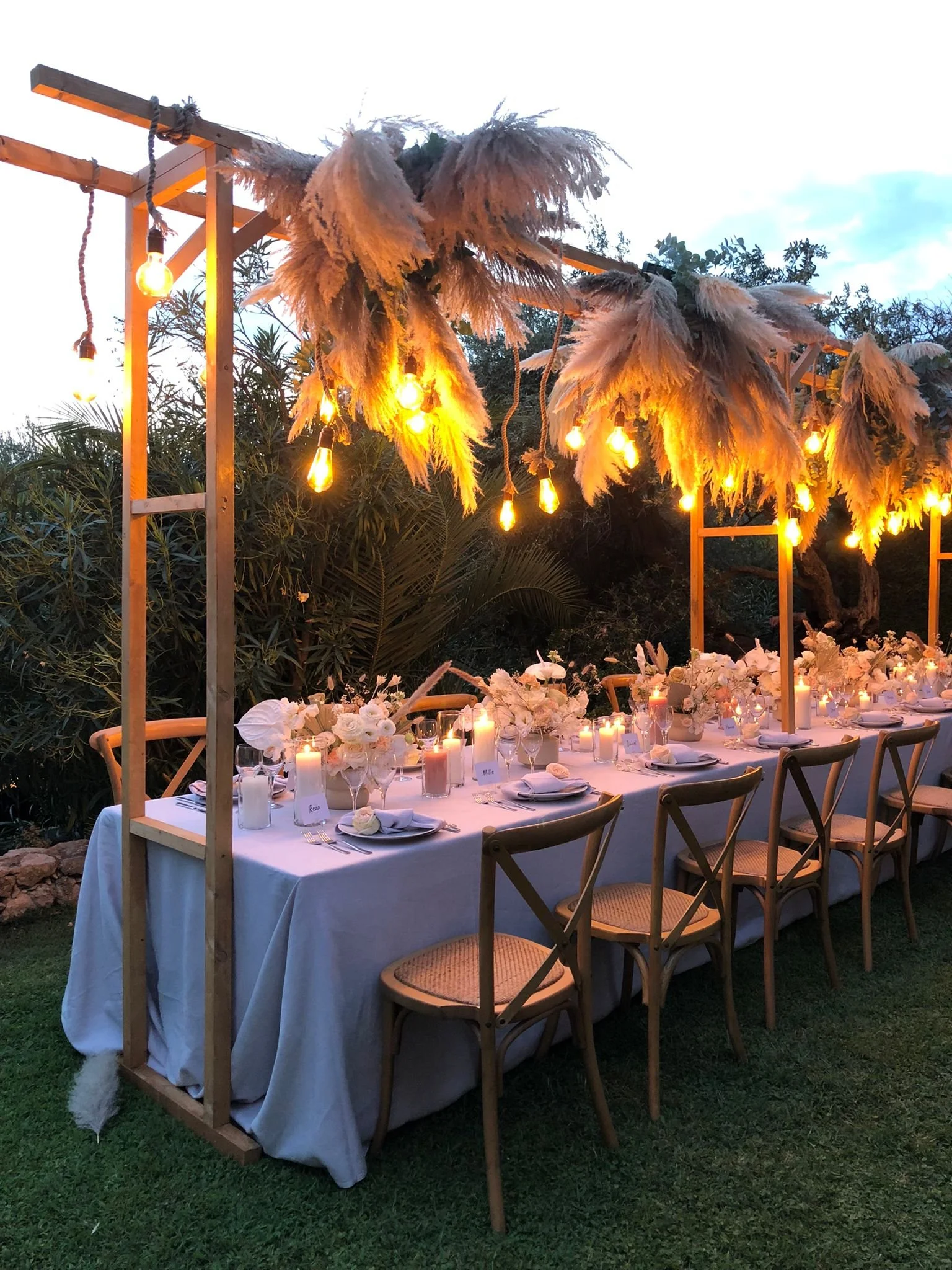 Private Events & Celebrations
Villa Monaco set for a private celebration, offering an elegant backdrop for intimate gatherings, birthdays, and special occasions.