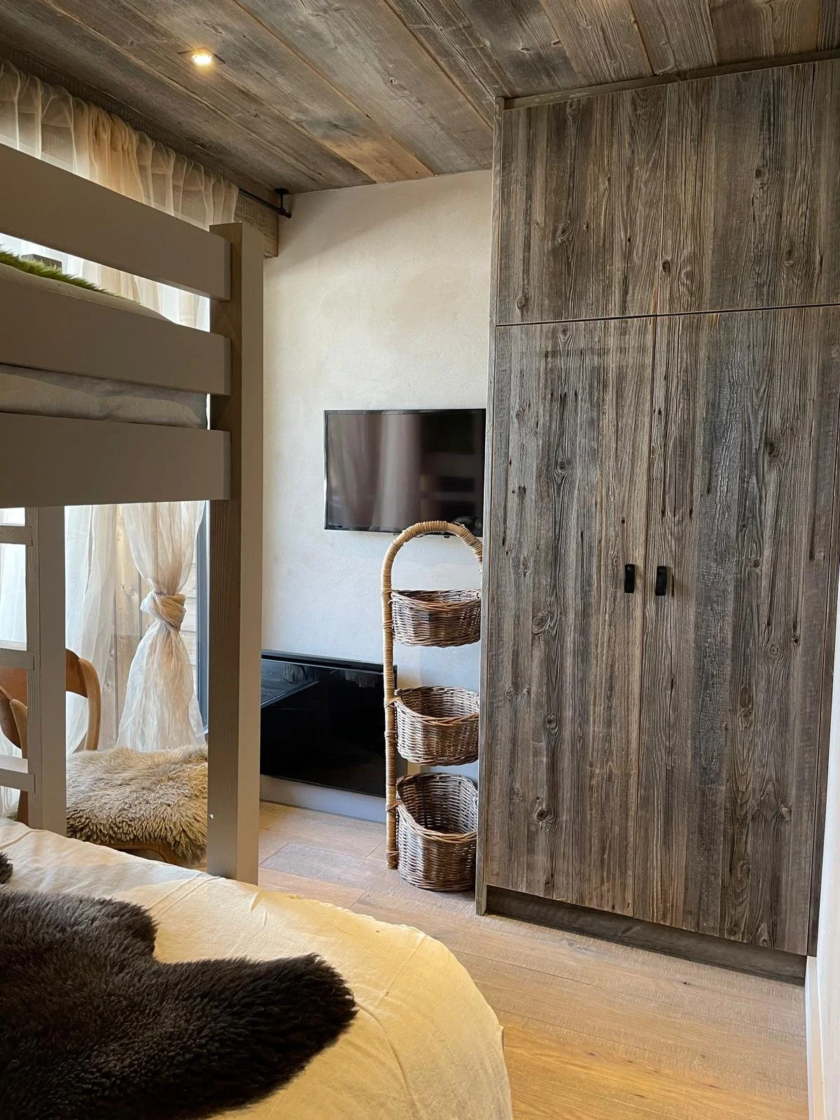 PHOTO-2025-10-20-11-56-41 2.jpg