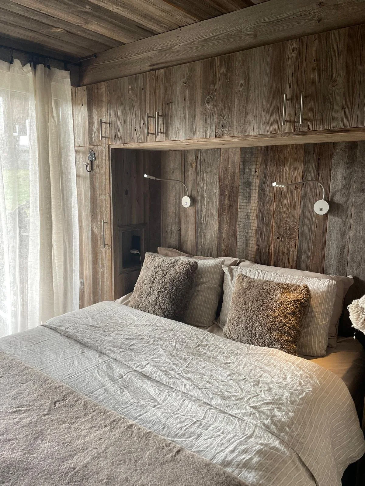 PHOTO-2025-10-20-11-56-43 2.jpg