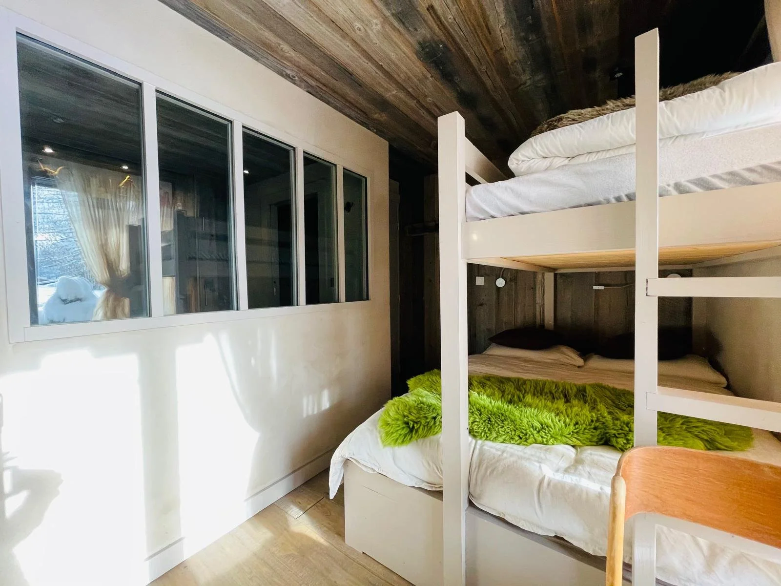 PHOTO-2025-10-20-11-56-42 4.jpg