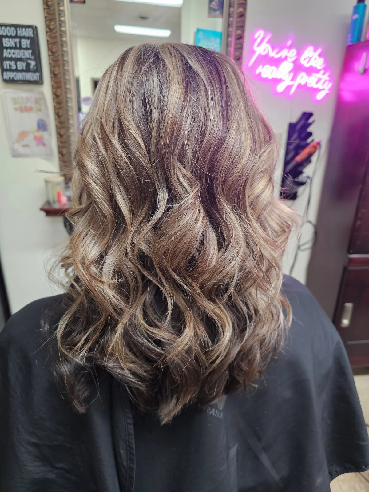 Partial Highlight and Lowlight for a Coffee Creamer Blonde Look
