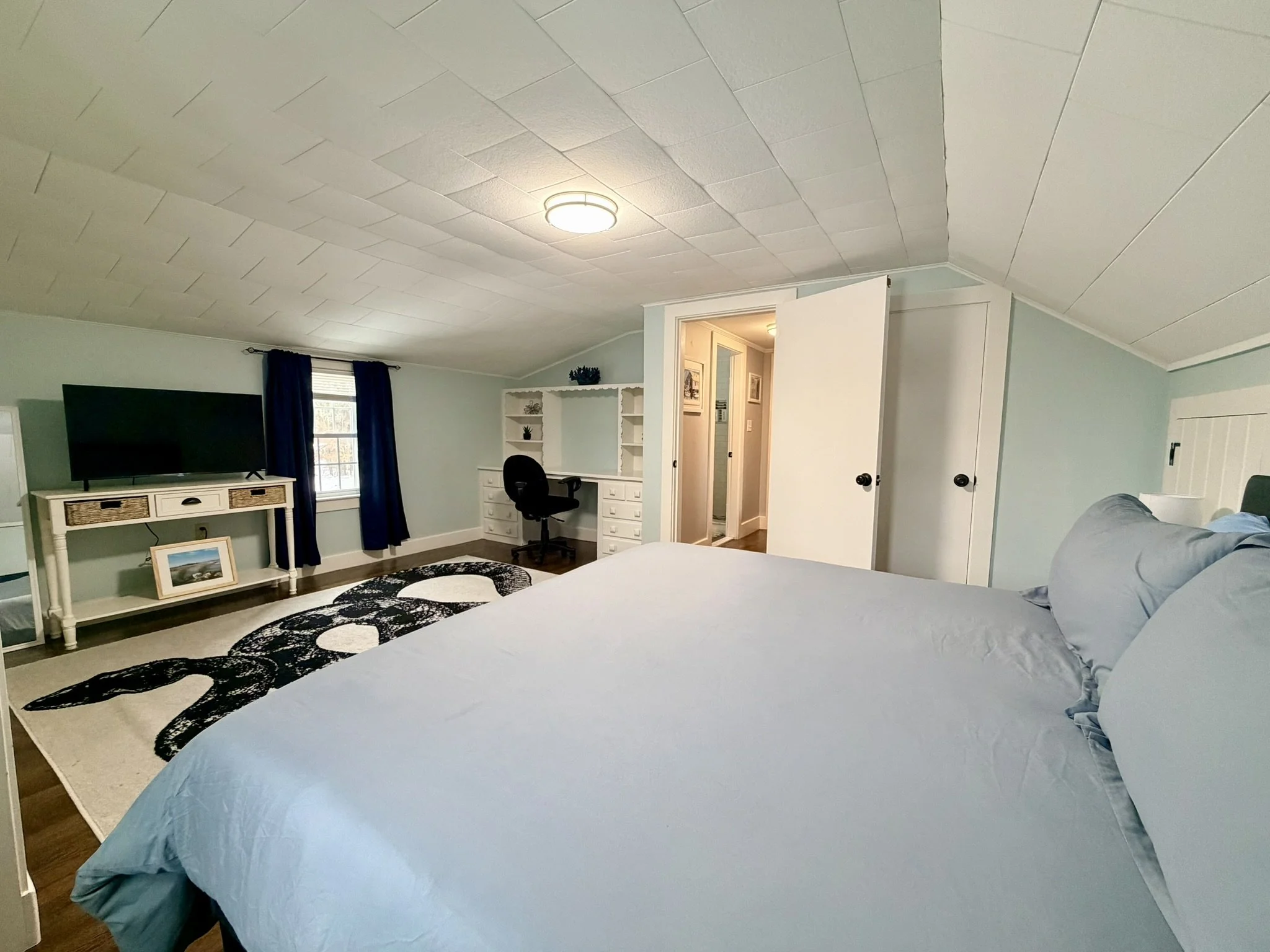 Cape Cod Vacation Rental Management | Tuxfin Hospitality Property - Yarmouth Home for Short Term Bookings - Save Money over Airbnb & VRBO - Homeowners Rent Second Homes for Extra Income