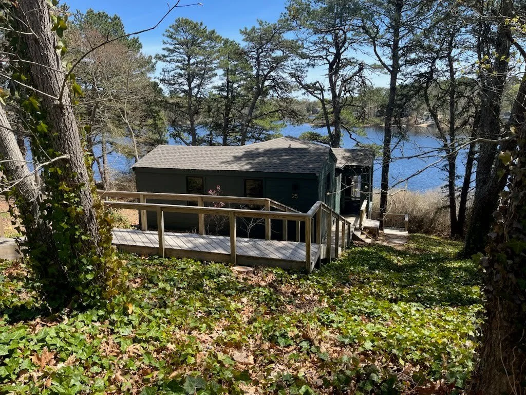 25s exterior front.jpg