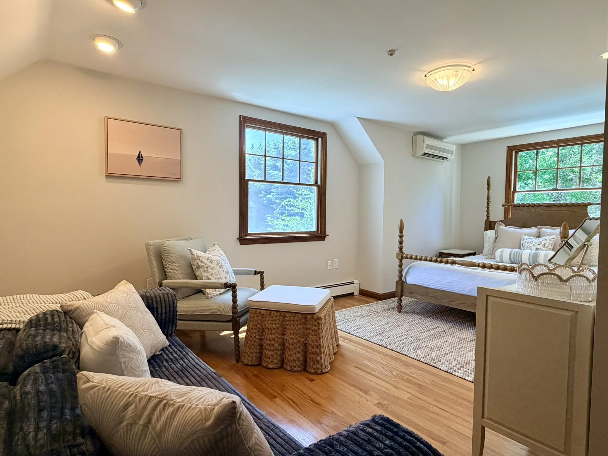 Short Term Rental Cape Cod, Brewster, Close to Beaches and Restaurants. Vacation Rental Management by Tuxfin Hospitality