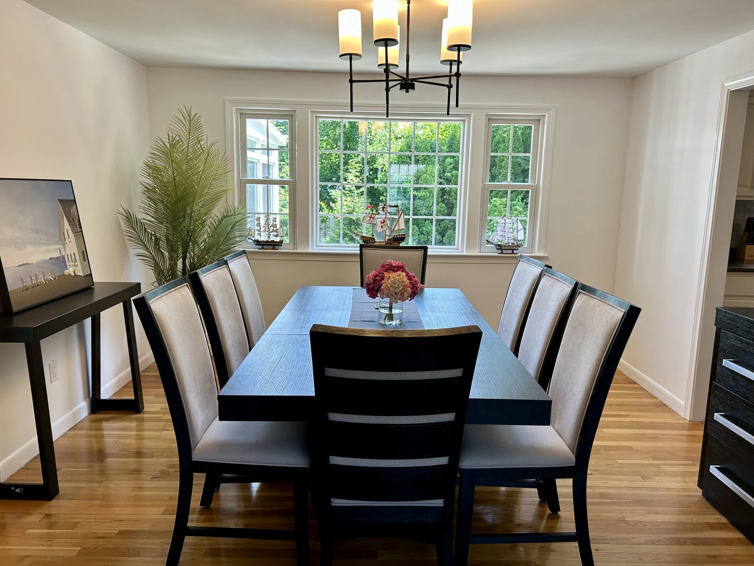 75 Captain Shiverick Rd, South Yarmouth